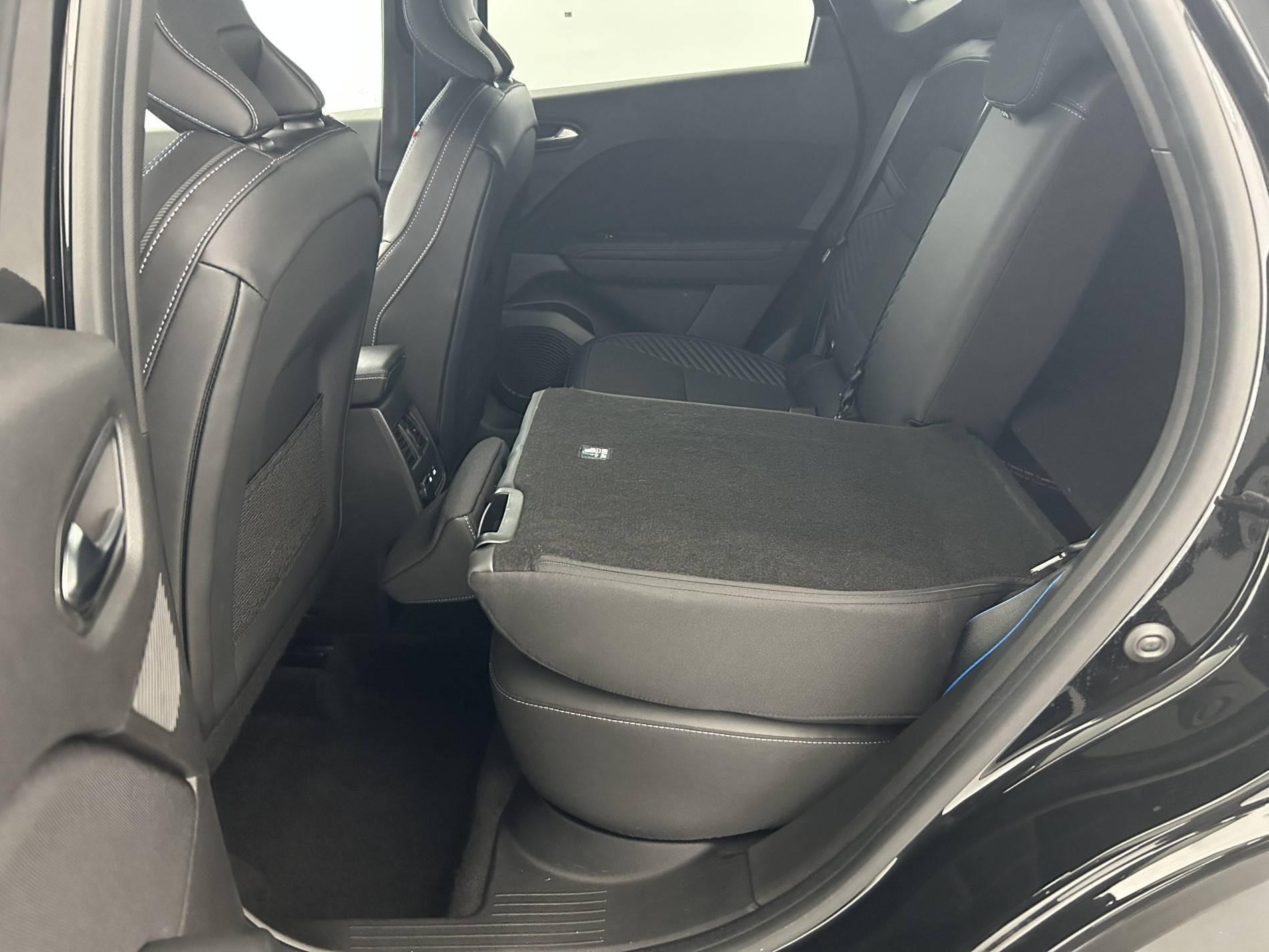 Vente en ligne Renault Captur  E-Tech full hybrid 145 ch au prix de 26 990 €