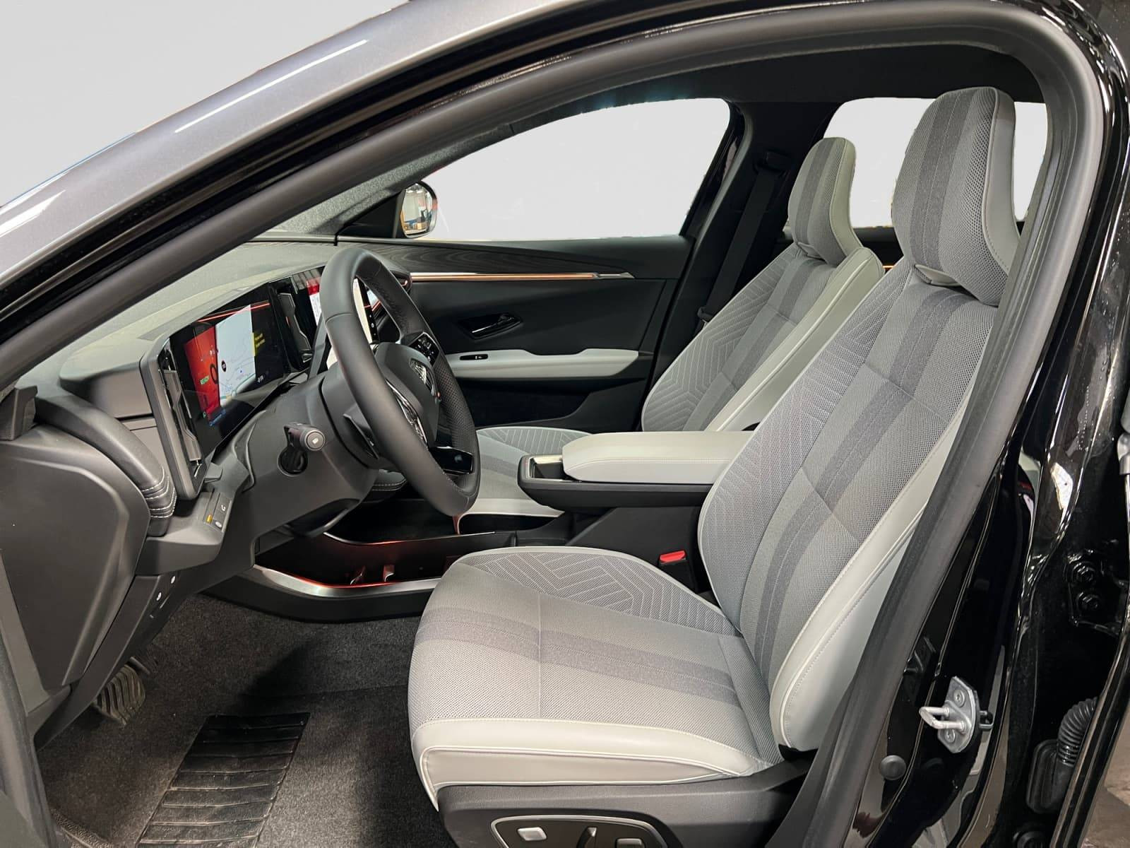 Vente en ligne Renault Scenic E-Tech Scenic E-Tech électrique 220 ch grande autonomie au prix de 43 990 €