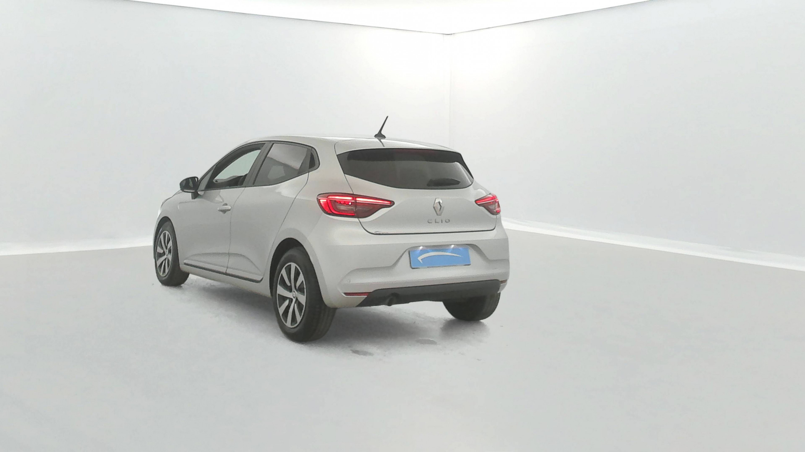 Vente en ligne Renault Clio 5 Clio TCe 90 au prix de 13 890 €