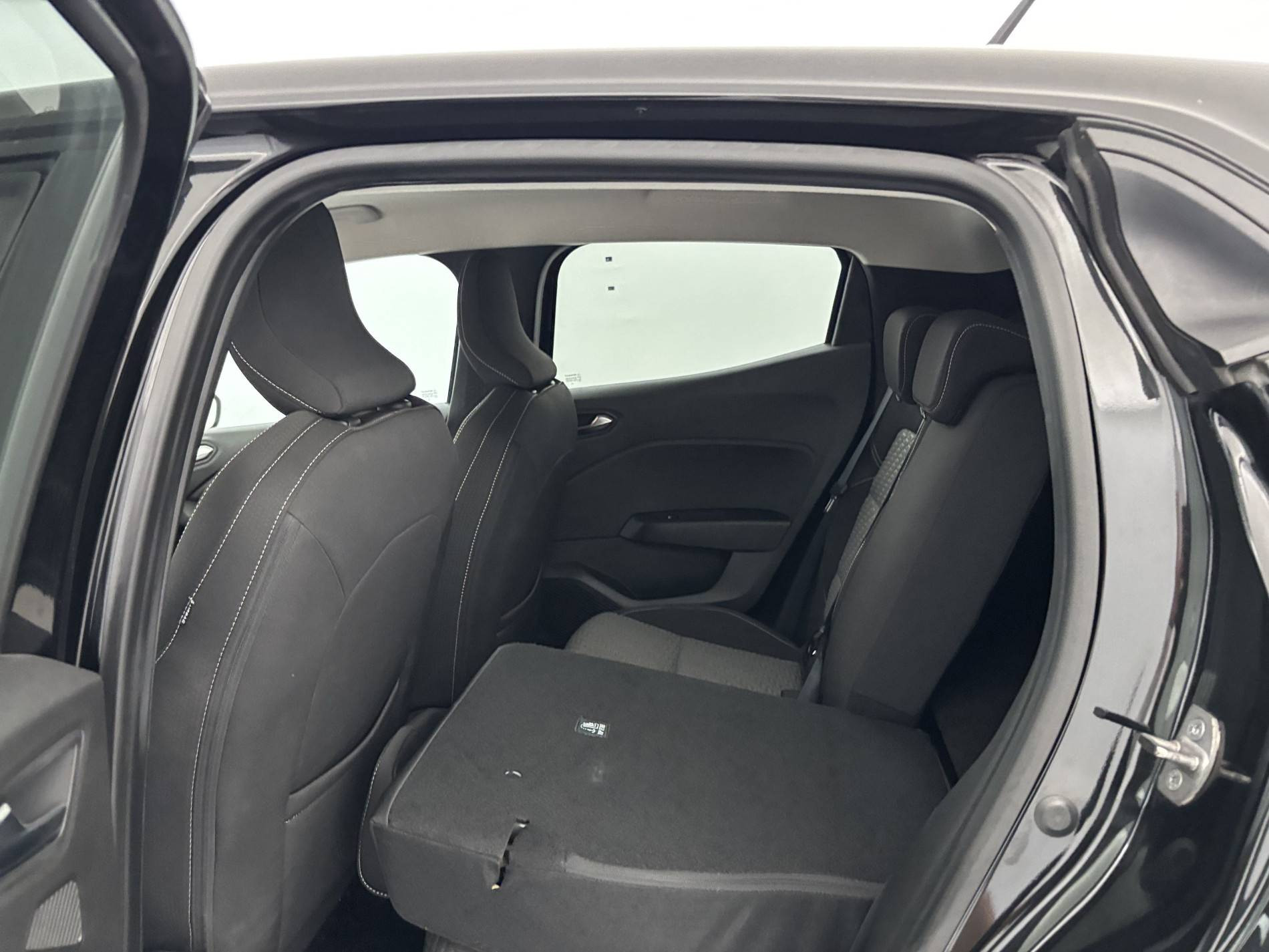 Vente en ligne Renault Clio 5 Clio TCe 90 au prix de 14 490 €