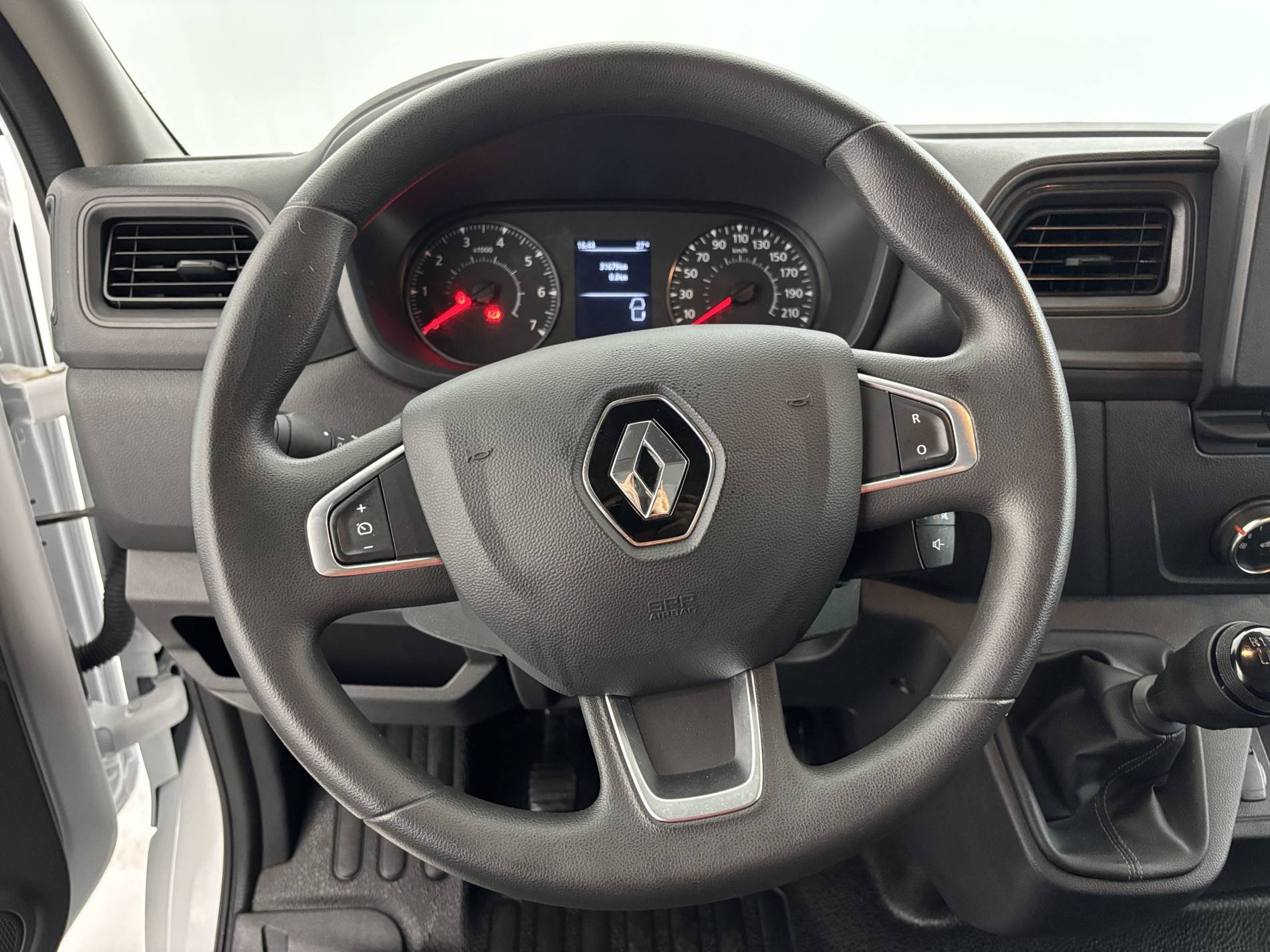 Vente en ligne Renault Master Fourgon MASTER FGN TRAC F3500 L2H2 BLUE DCI 135 au prix de 22 990 €