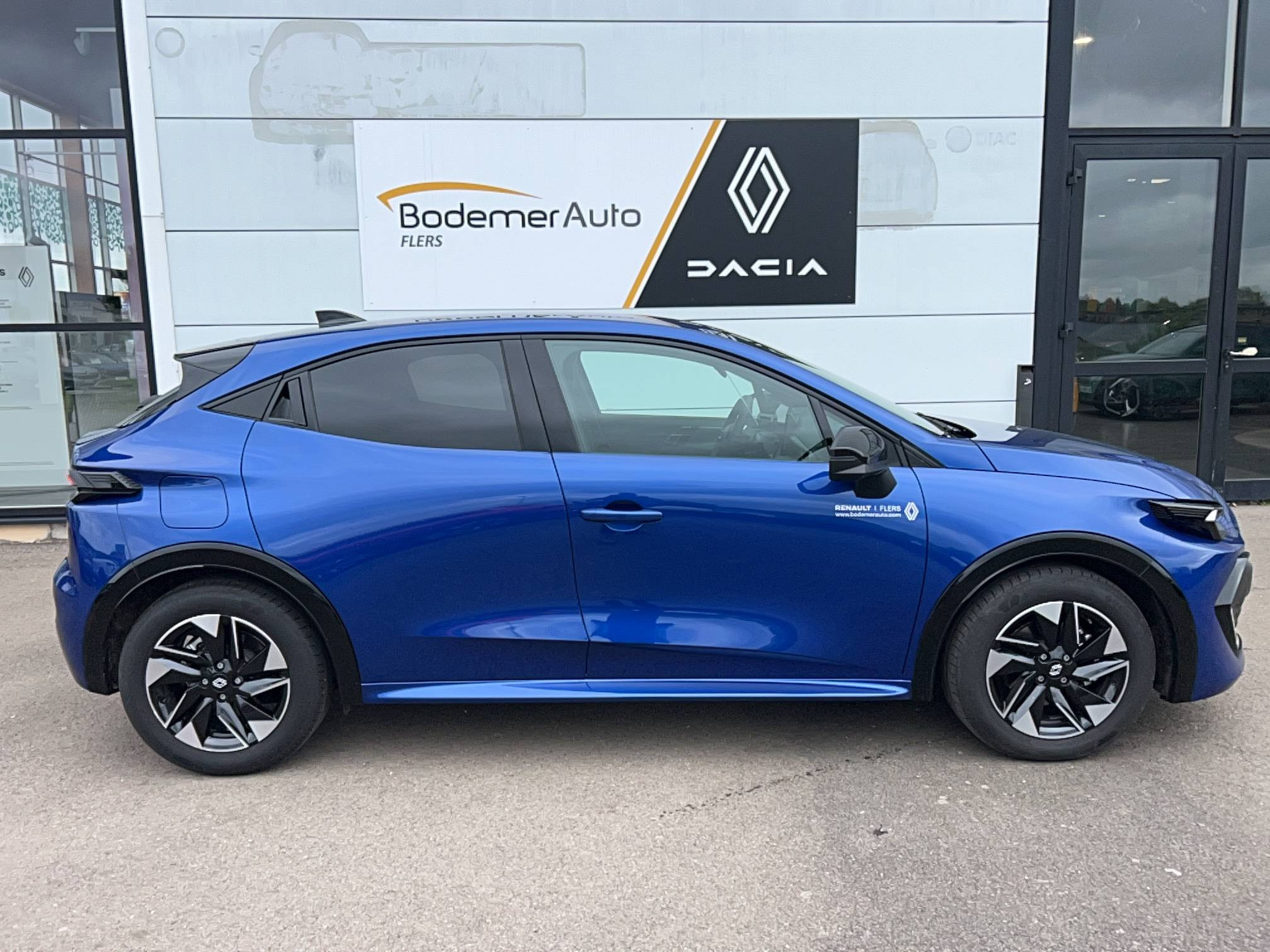 Vente en ligne Renault Clio 6 Clio TCe 115 ch au prix de 22 980 €