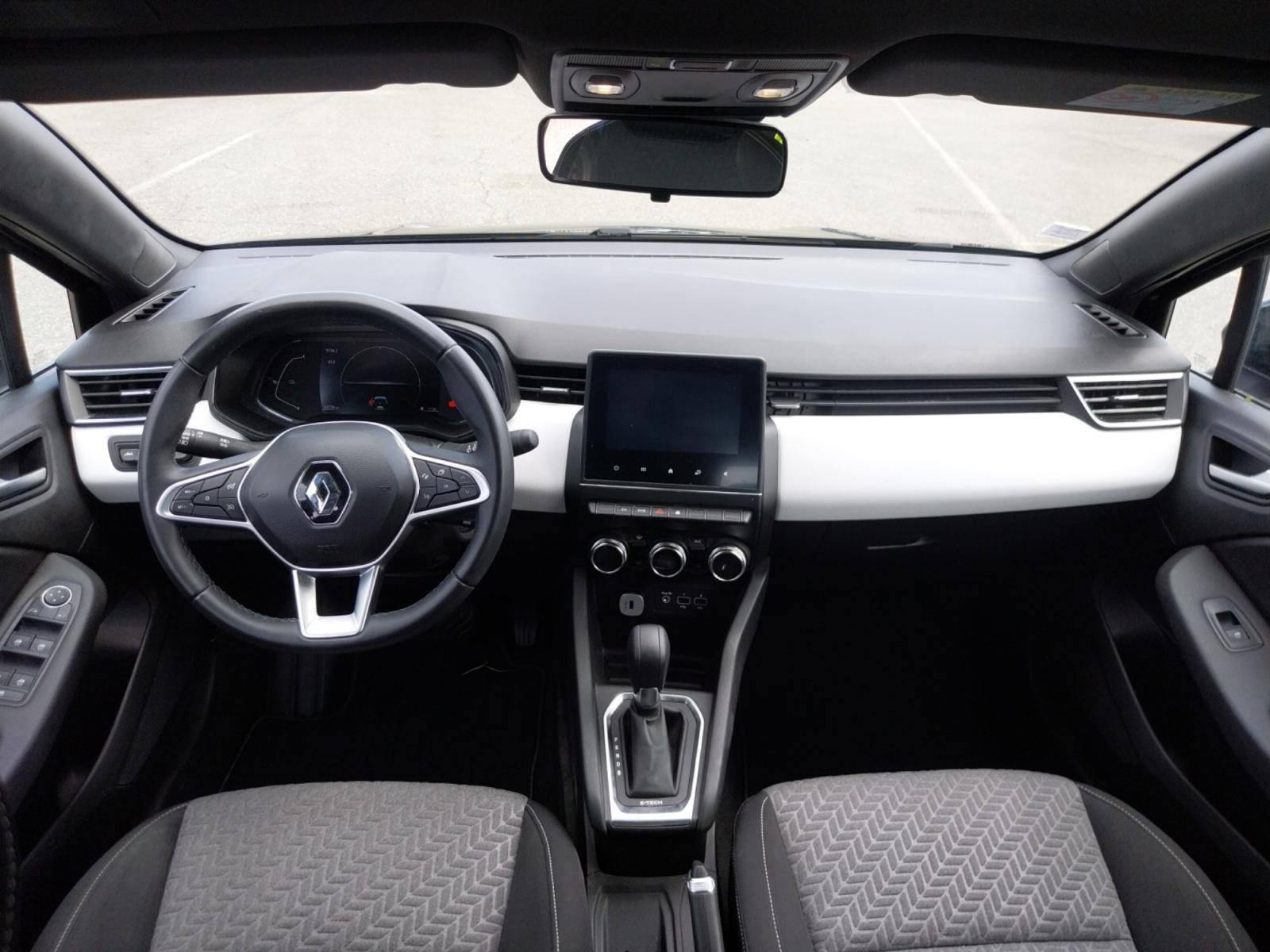 Vente en ligne Renault Clio 5 Clio E-Tech 140 - 21N au prix de 15 890 €