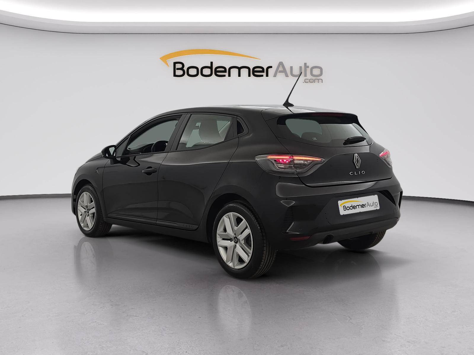 Vente en ligne Renault Clio 5 Clio Blue dCi 100 ch GSR2 au prix de 17 990 €