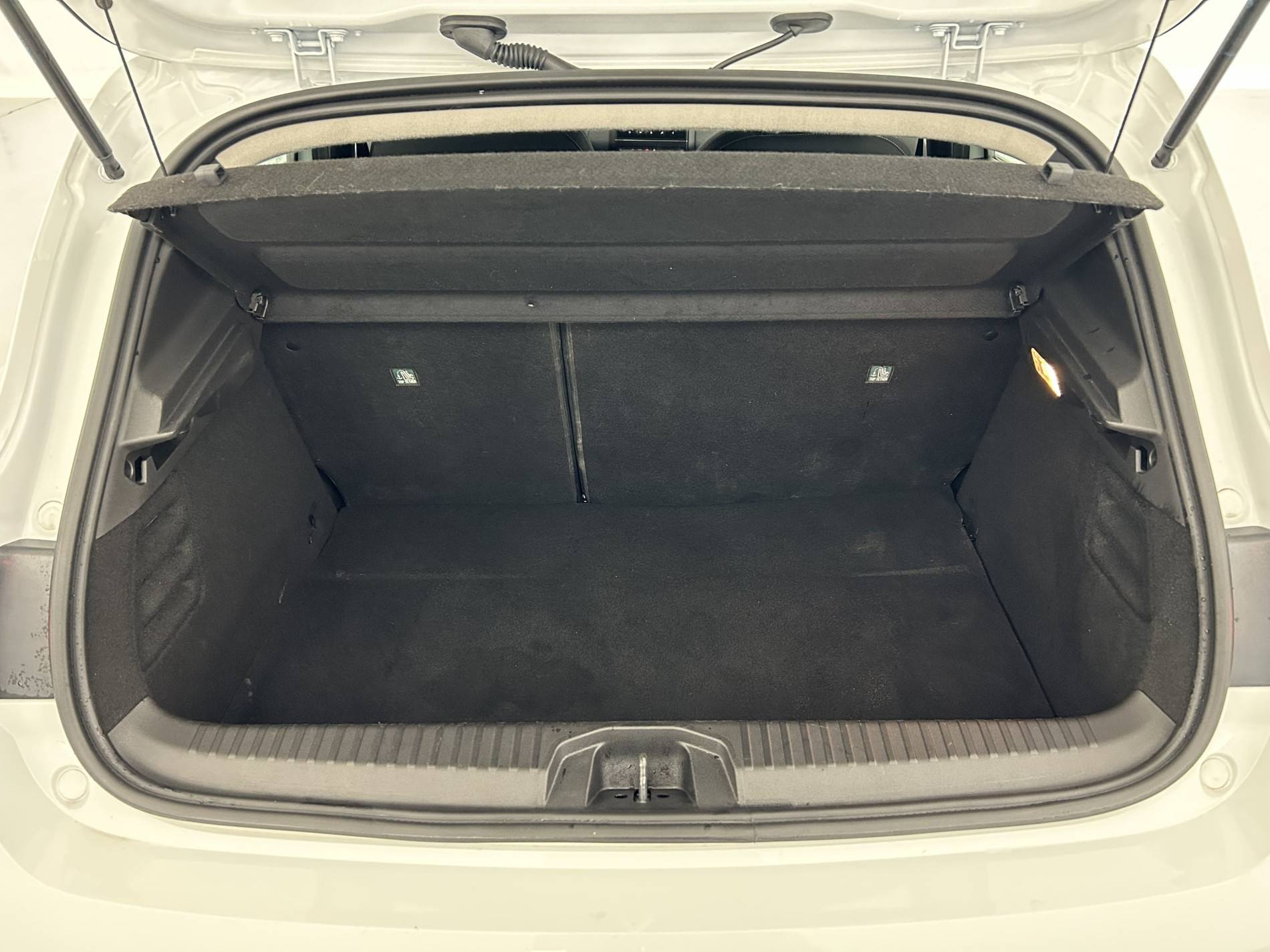 Vente en ligne Renault Clio 5 Clio E-Tech full hybrid 145 ch GSR2 au prix de 19 990 €