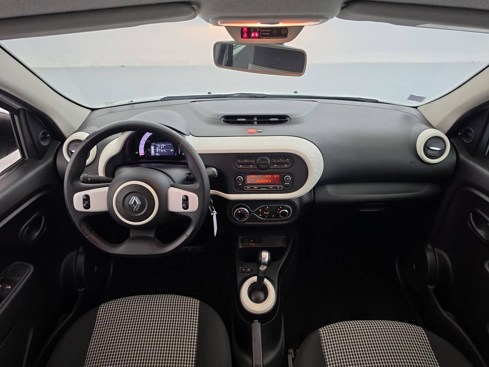 Vente en ligne Renault Twingo Electrique Twingo III E-Tech au prix de 11 490 €