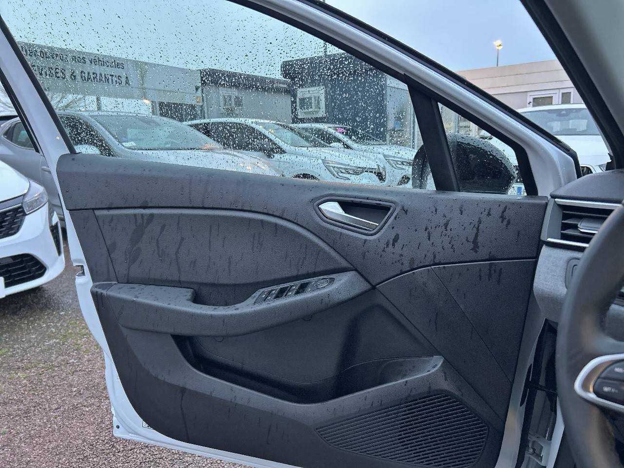 Vente en ligne Renault Clio 5 Clio SCe 65 ch GSR2 au prix de 16 990 €