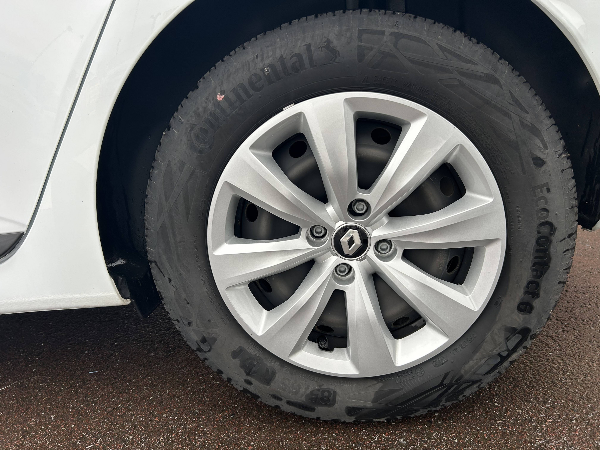 Vente en ligne Renault Clio 5 Clio SCe 65 au prix de 13 190 €