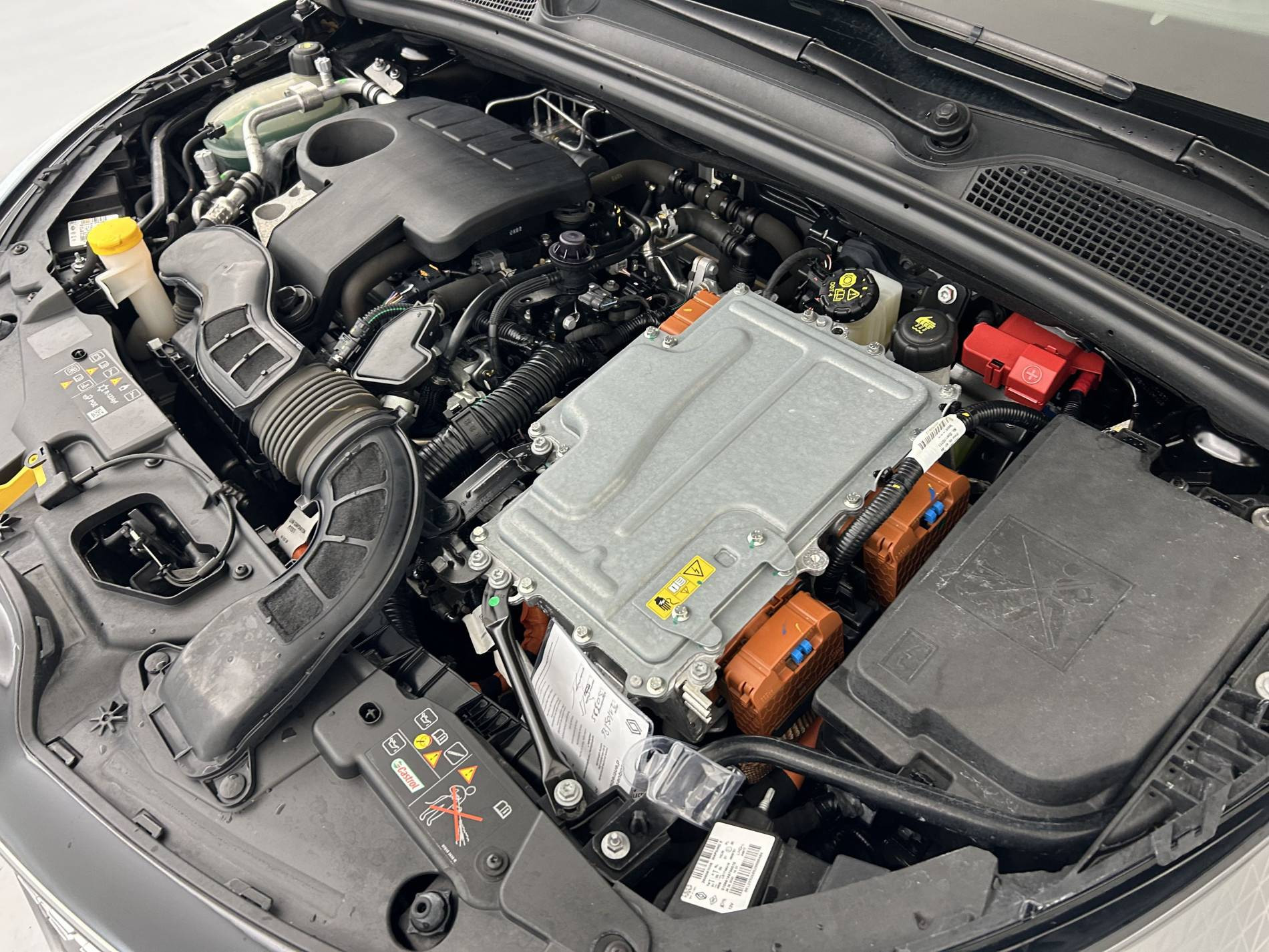 Vente en ligne Renault Clio 5 Clio E-Tech 140 - 21N au prix de 18 790 €