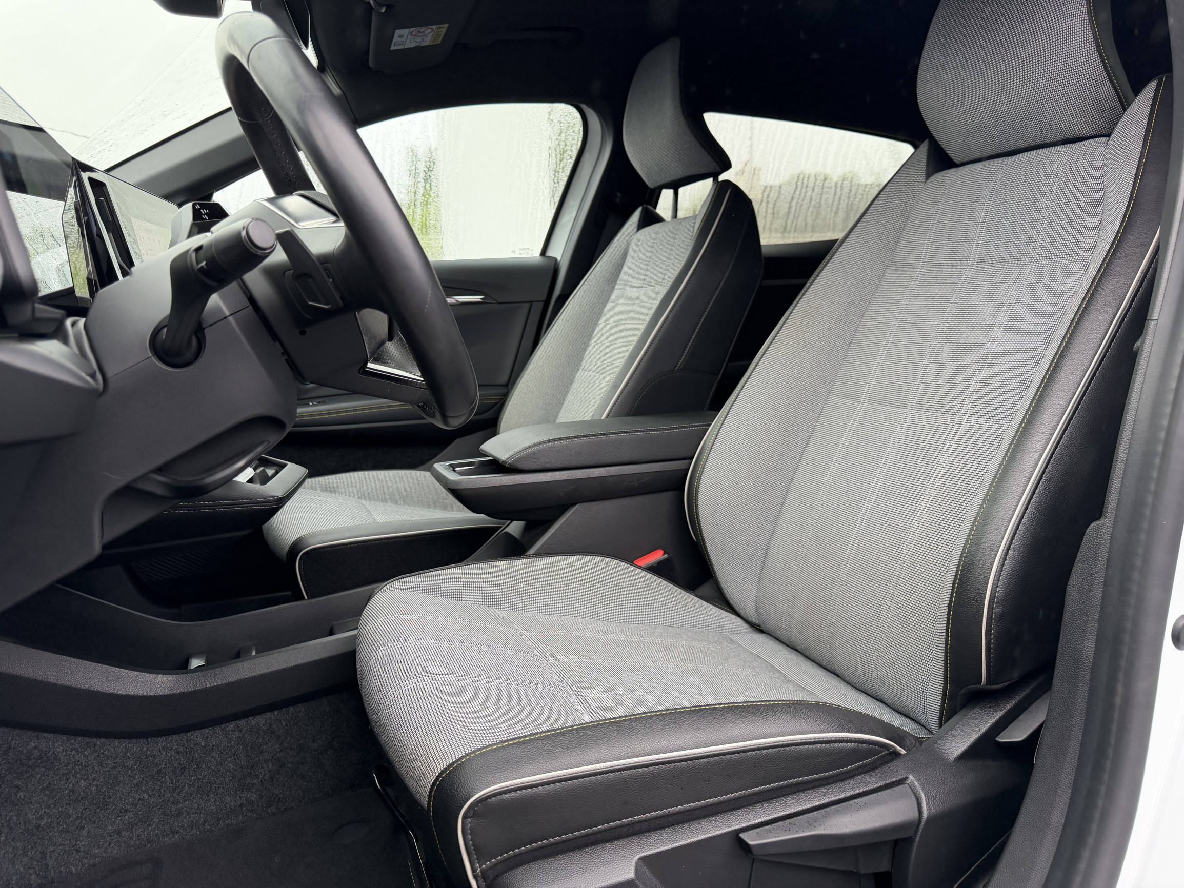 Vente en ligne Renault Megane E-Tech  EV60 220 ch super charge au prix de 26 990 €