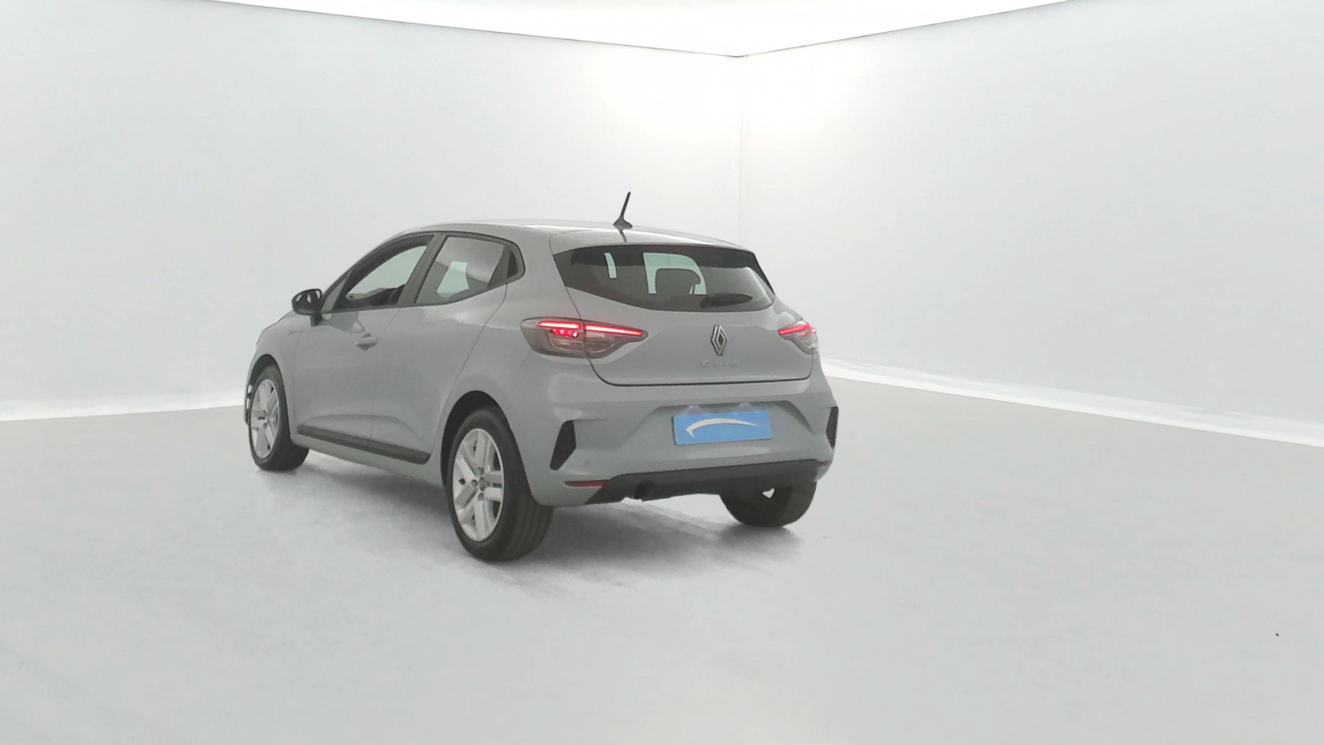 Vente en ligne Renault Clio 5 Clio Blue dCi 100 ch GSR2 au prix de 16 390 €