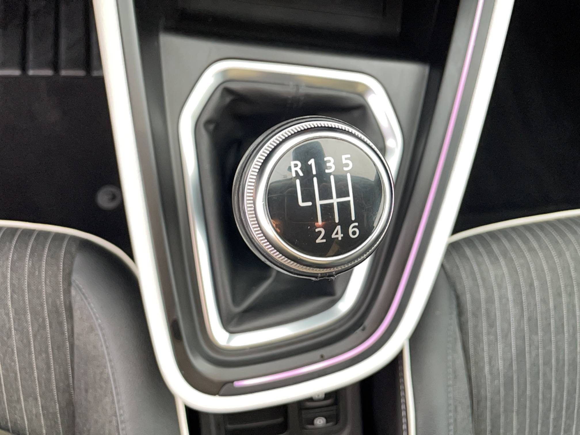 Vente en ligne Renault Clio 5 Clio TCe 90 au prix de 13 990 €