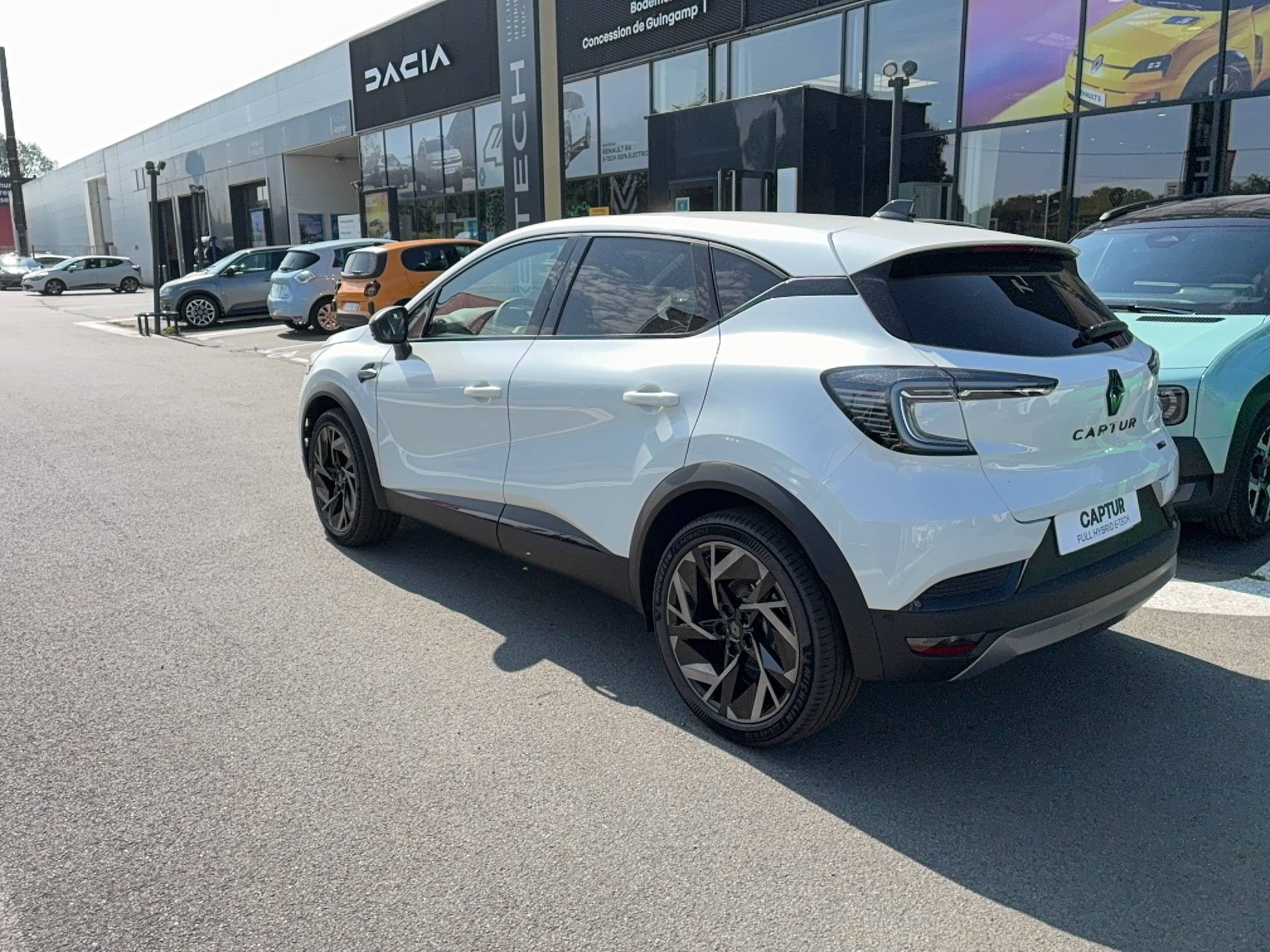 Vente en ligne Renault Captur  E-Tech full hybrid 160 ch au prix de 35 200 €
