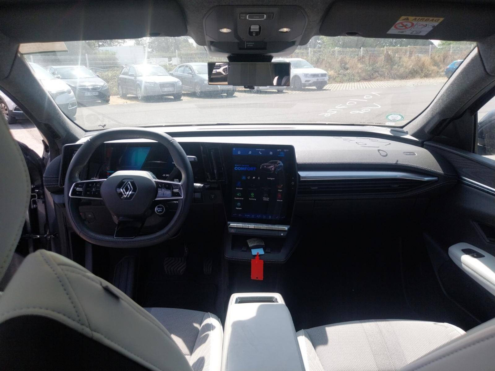 Vente en ligne Renault Scenic E-Tech Scenic E-Tech électrique 220 ch grande autonomie au prix de 38 590 €