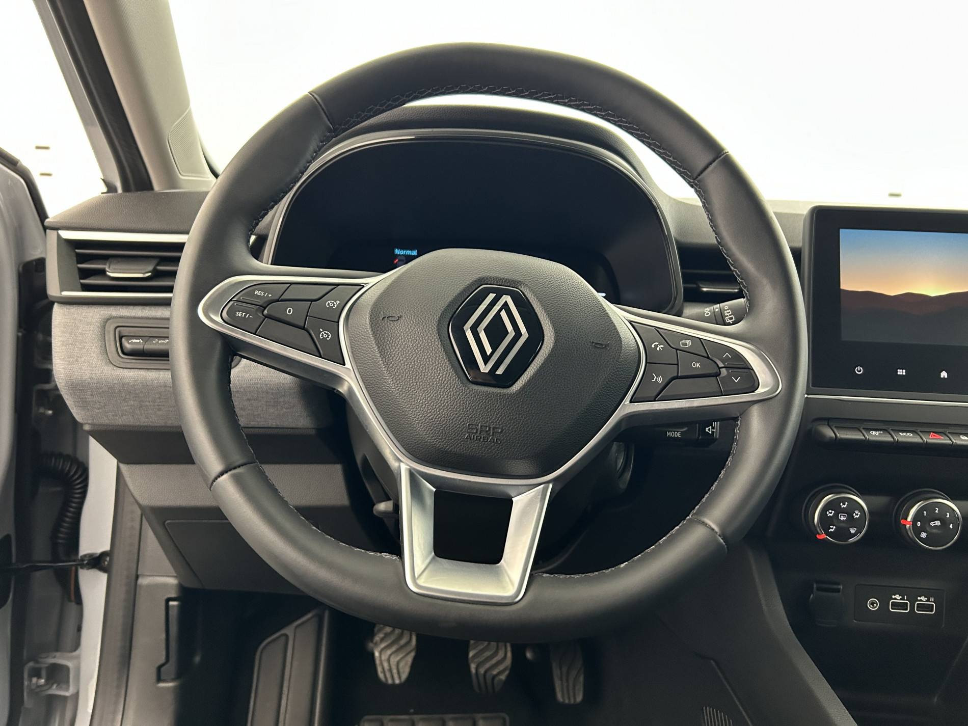 Vente en ligne Renault Clio 5 Clio TCe 90 au prix de 15 490 €