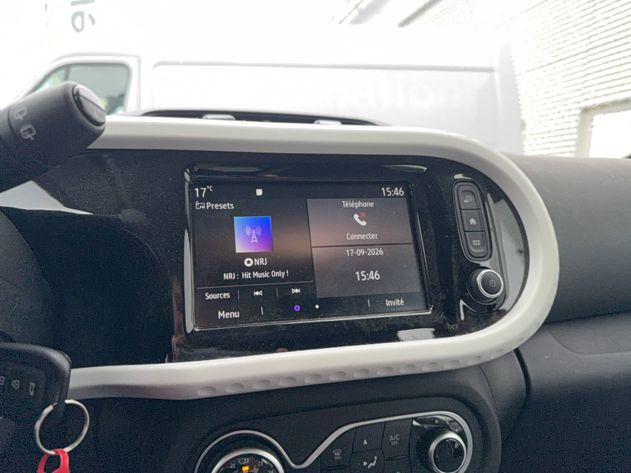 Vente en ligne Renault Twingo 3  SCe 65 au prix de 11 590 €