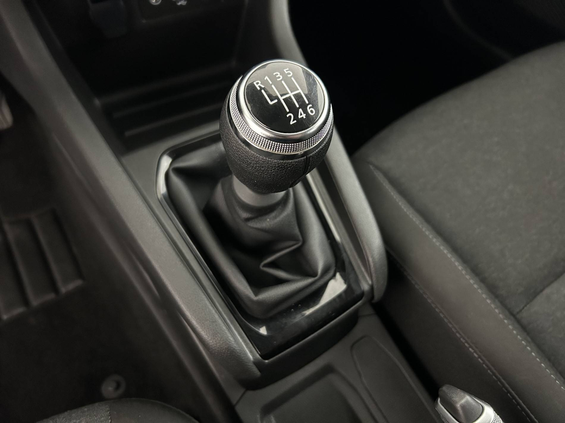 Vente en ligne Renault Clio 5 Clio TCe 90 au prix de 14 490 €