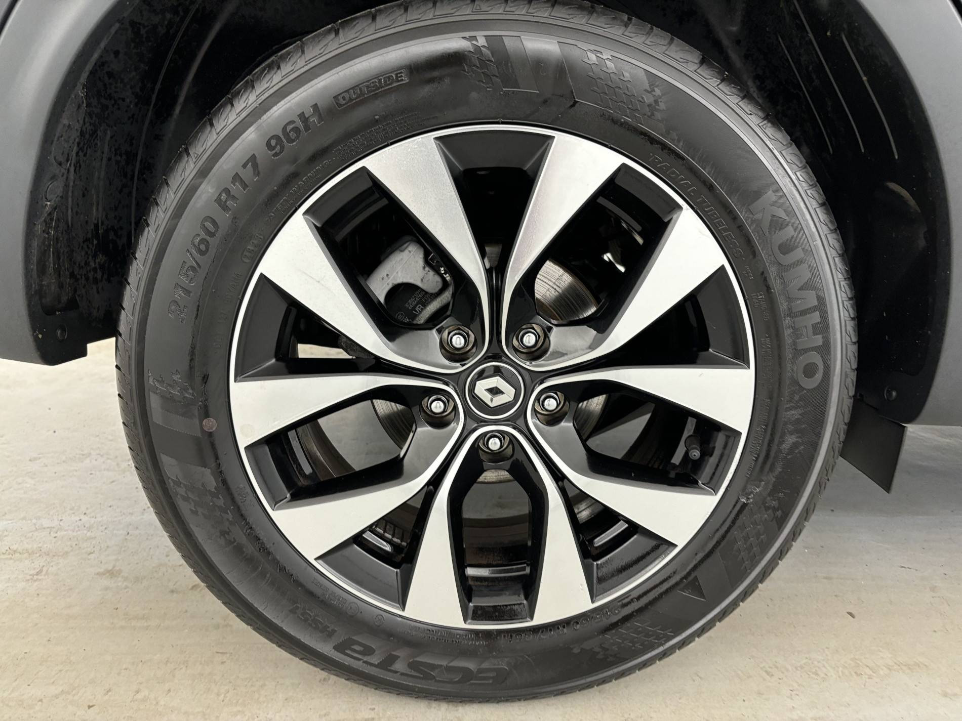 Vente en ligne Renault Arkana  mild hybrid 140 EDC FAP - 22 au prix de 19 990 €