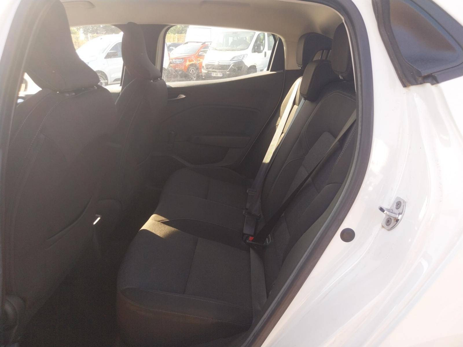 Vente en ligne Renault Clio 5 Clio SCe 65 - 21N au prix de 13 190 €