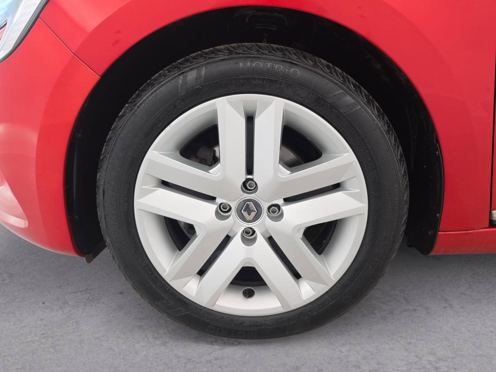 Vente en ligne Renault Clio 5 Clio Blue dCi 100 - 21N au prix de 13 490 €