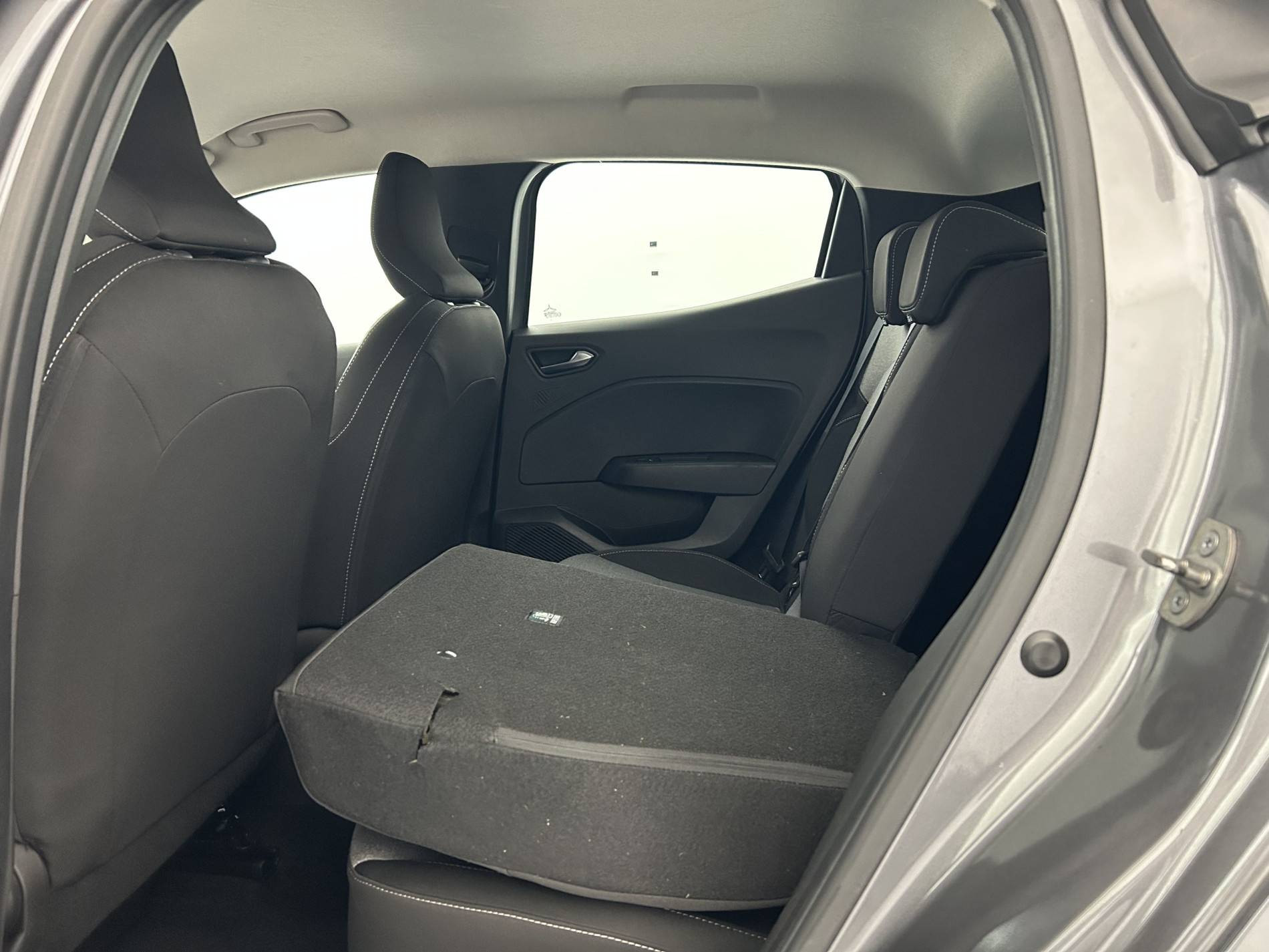 Vente en ligne Renault Clio 5 Clio TCe 90 au prix de 14 890 €