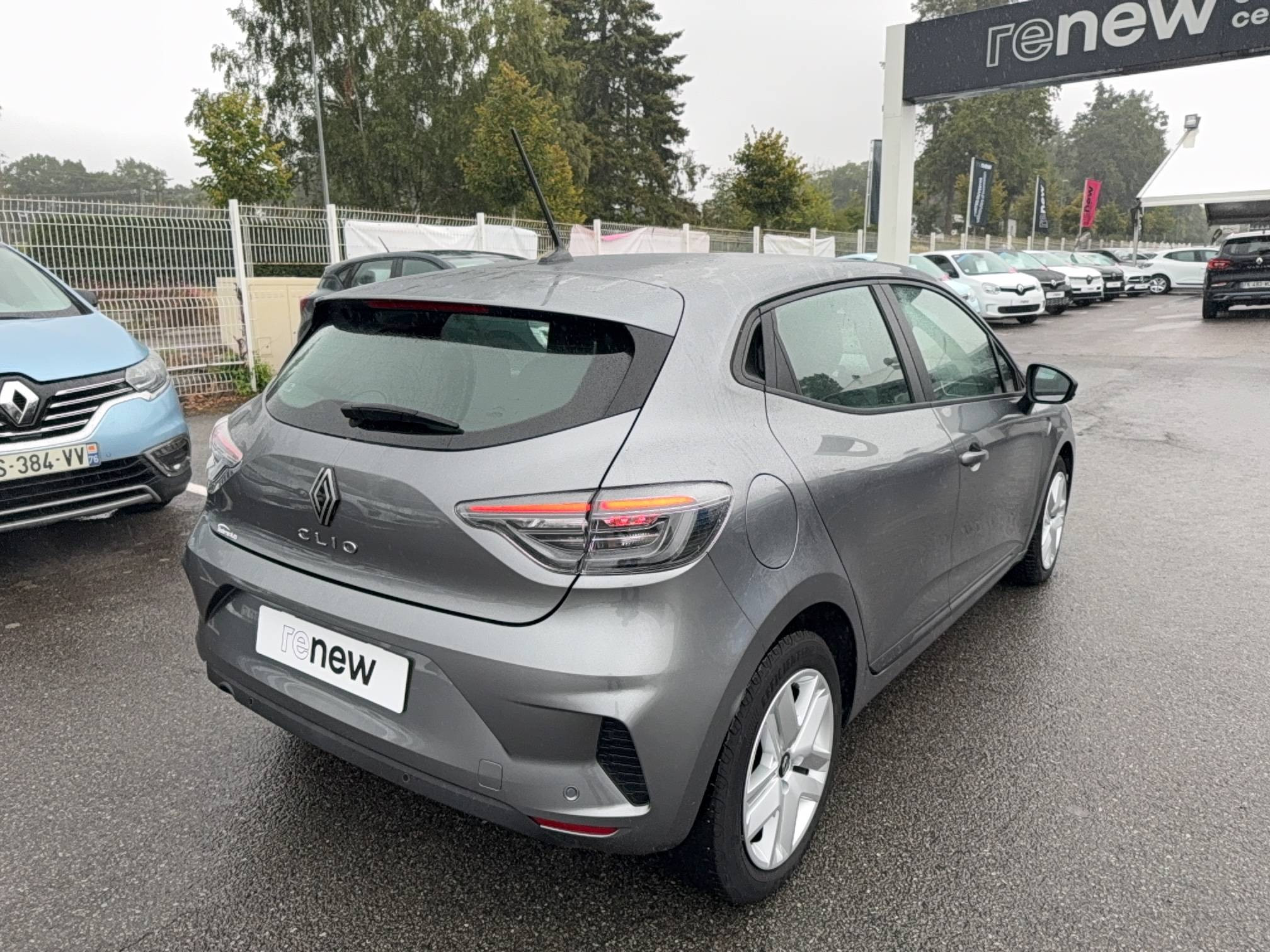 Vente en ligne Renault Clio 5 Clio dCi 100 au prix de 15 990 €