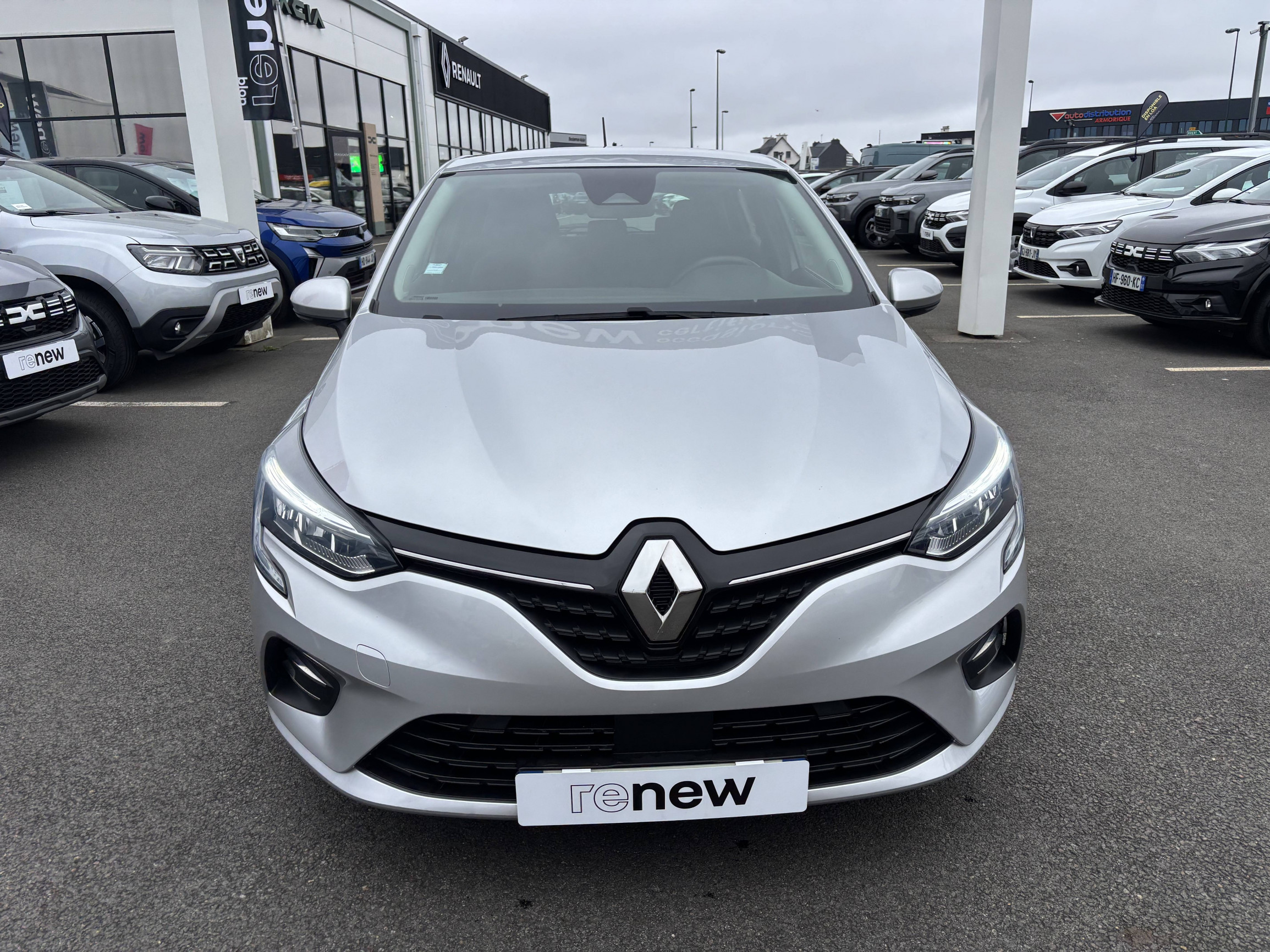 Vente en ligne Renault Clio 5 Clio Blue dCi 85 au prix de 12 990 €