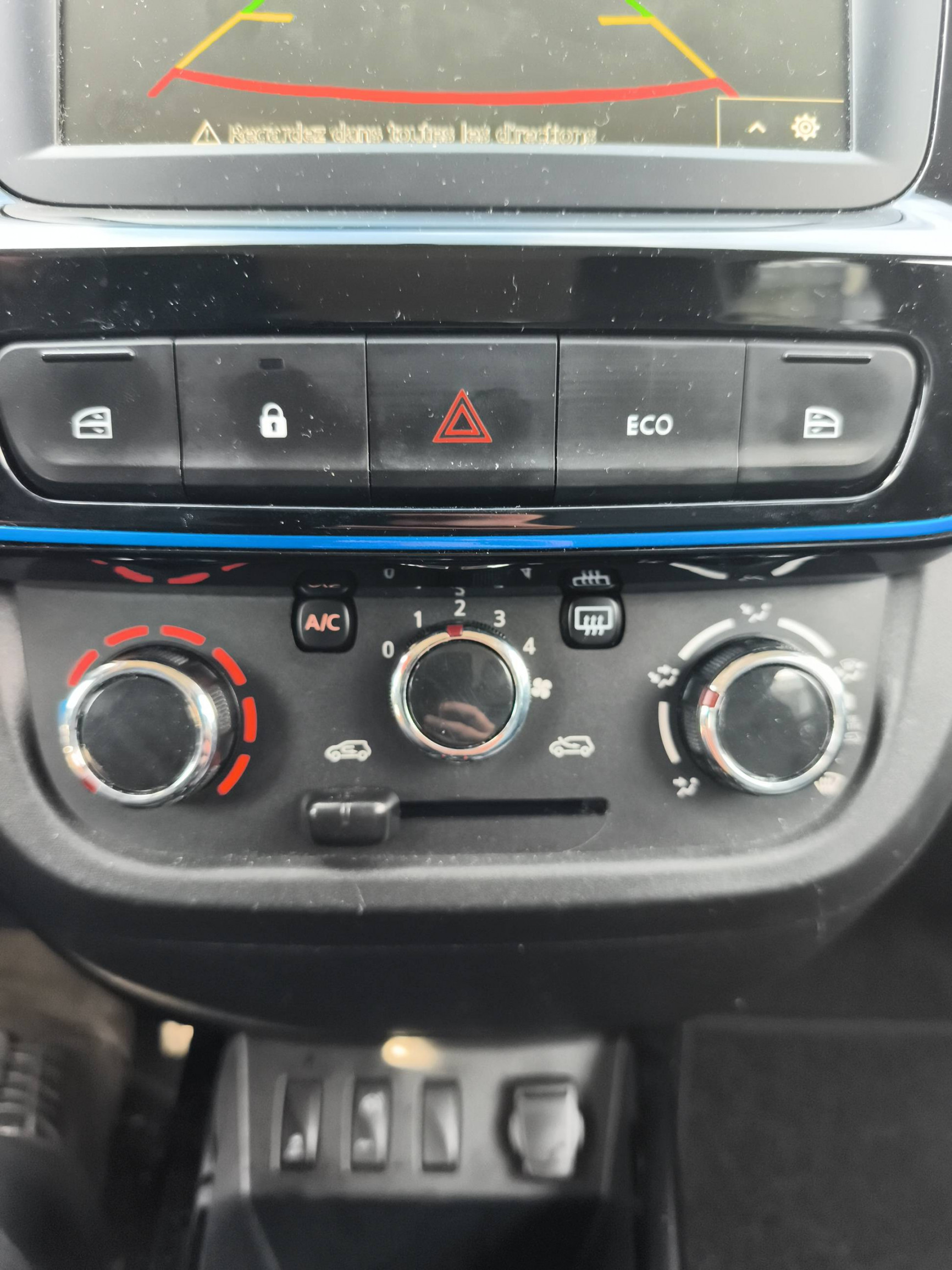 Vente en ligne Dacia Spring  Achat Intégral au prix de 10 990 €