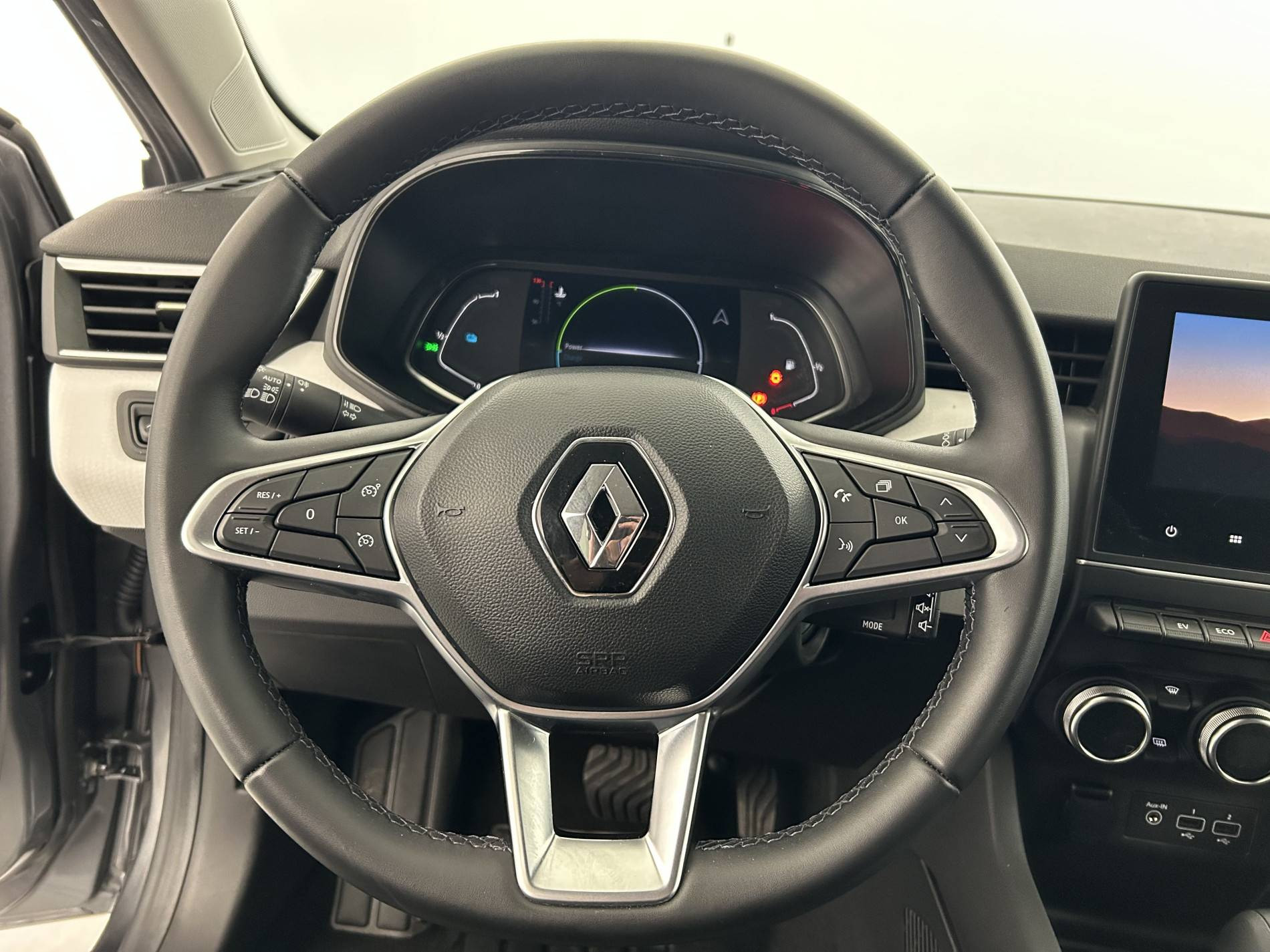 Vente en ligne Renault Clio 5 Clio E-Tech full hybrid 145 au prix de 17 390 €