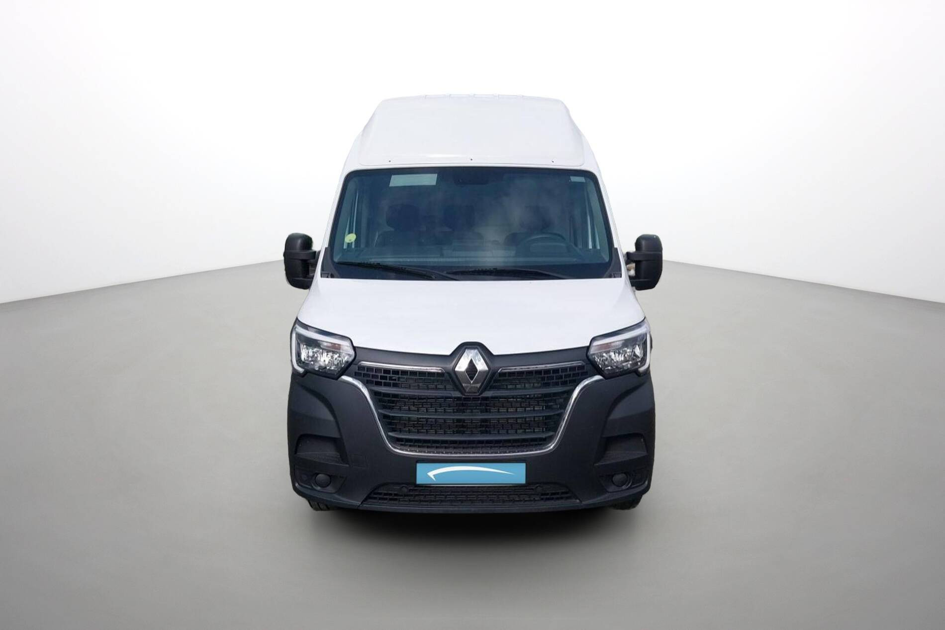 Vente en ligne Renault Master Fourgon MASTER FGN TRAC F3500 L3H3 BLUE DCI 135 au prix de 28 790 €