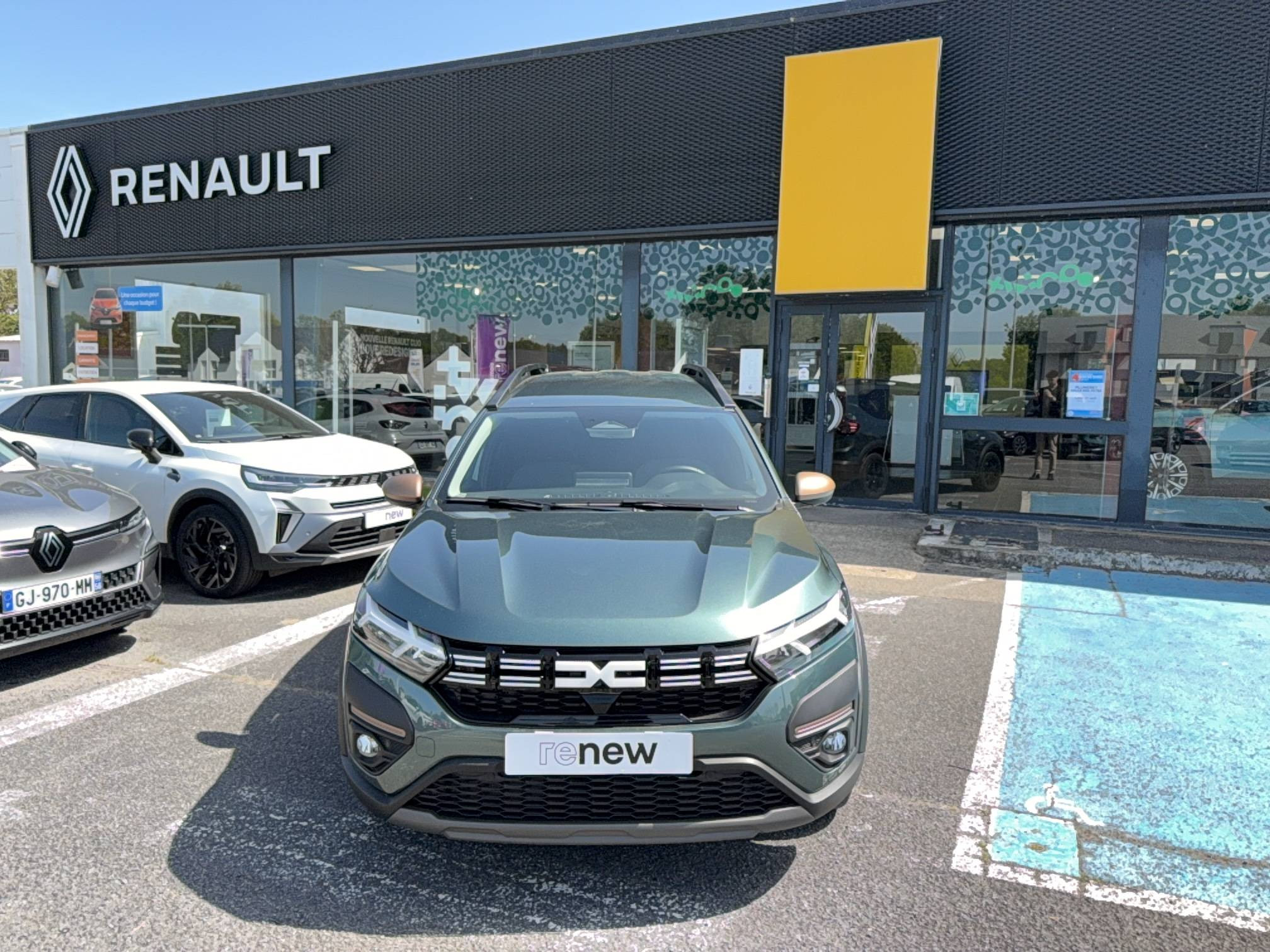 Dacia Jogger  Hybrid 140 7 places GSR2 occasion de 2025 en vente à Auray
