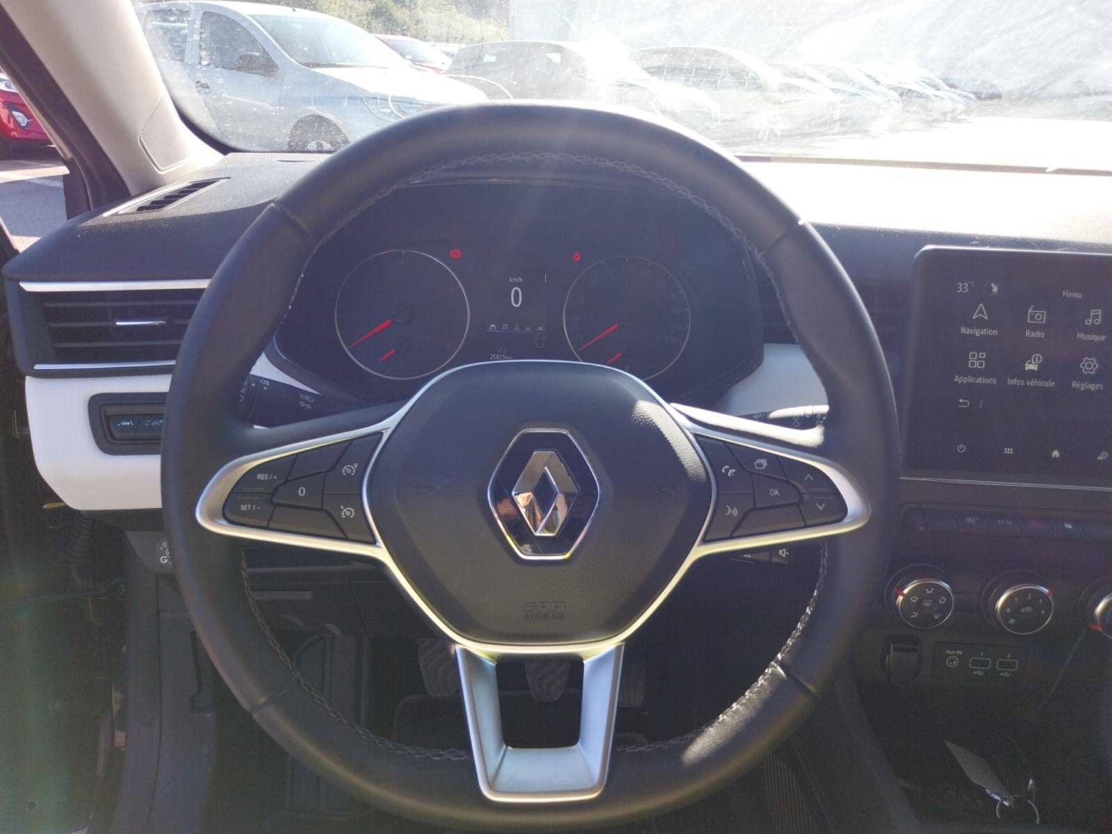 Vente en ligne Renault Clio 5 Clio TCe 100 GPL au prix de 14 590 €