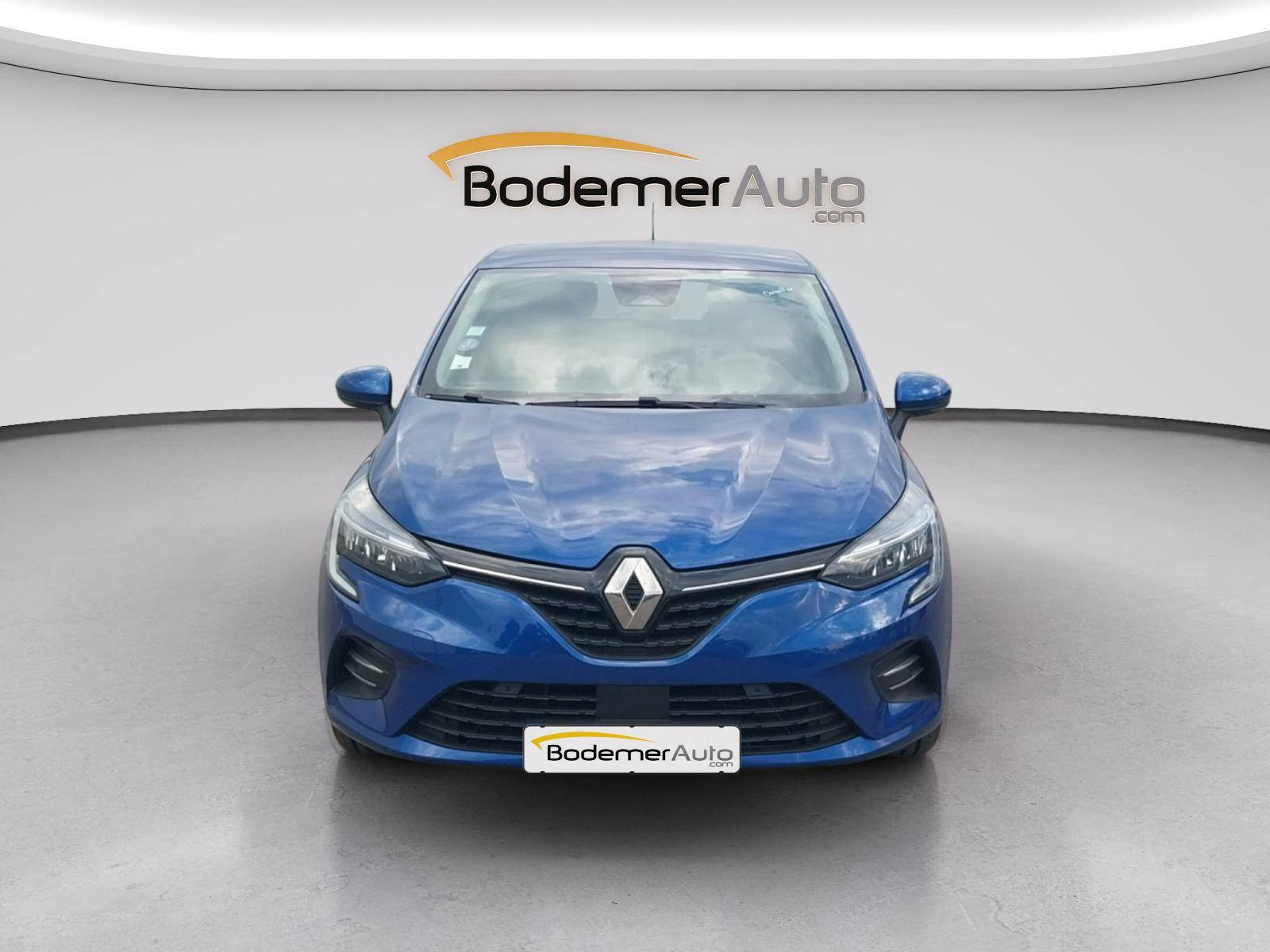 Vente en ligne Renault Clio 5 Clio E-Tech 140 - 21N au prix de 15 990 €
