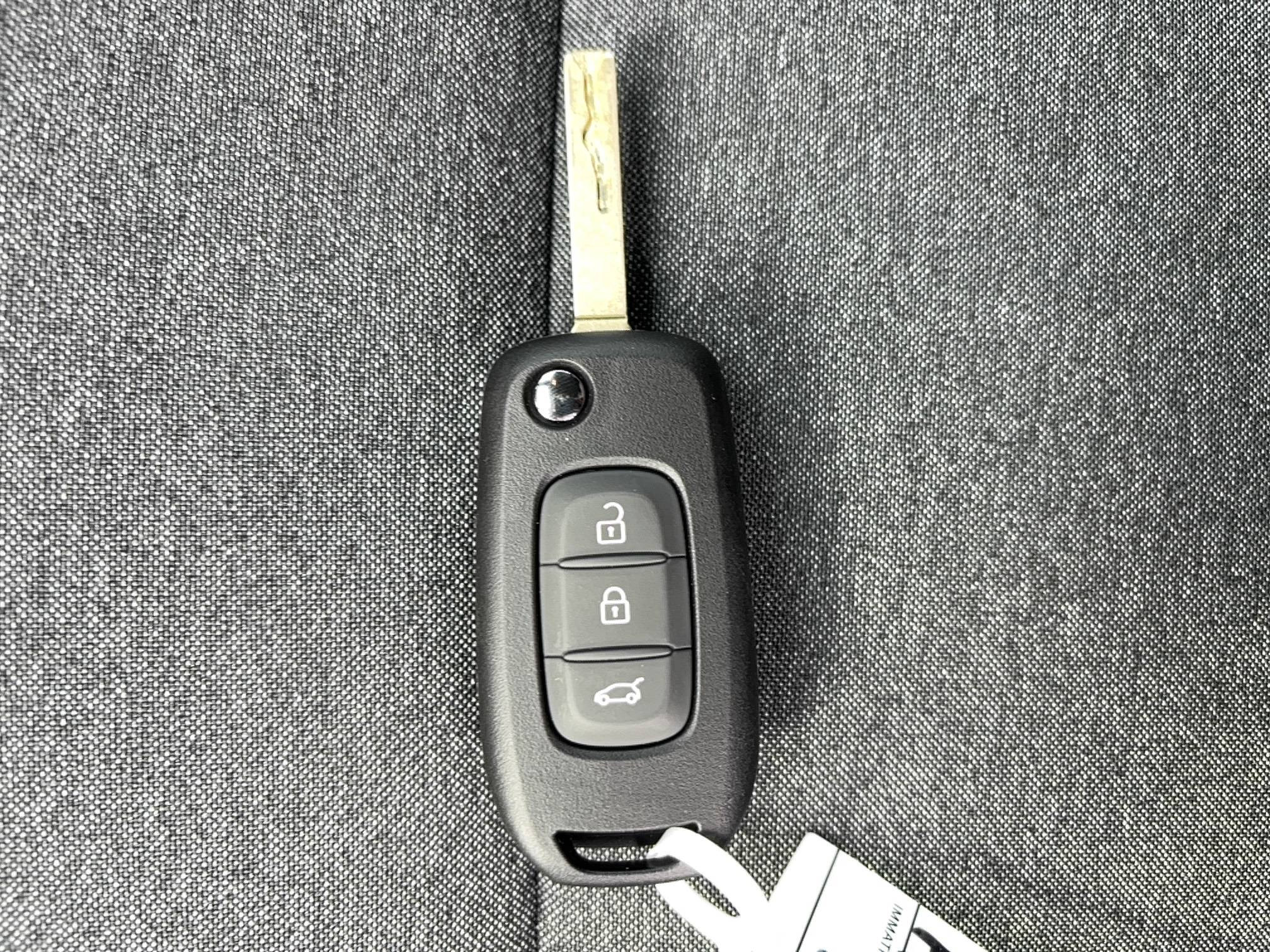 Vente en ligne Renault Clio 6 Clio TCe 115 ch au prix de 18 900 €