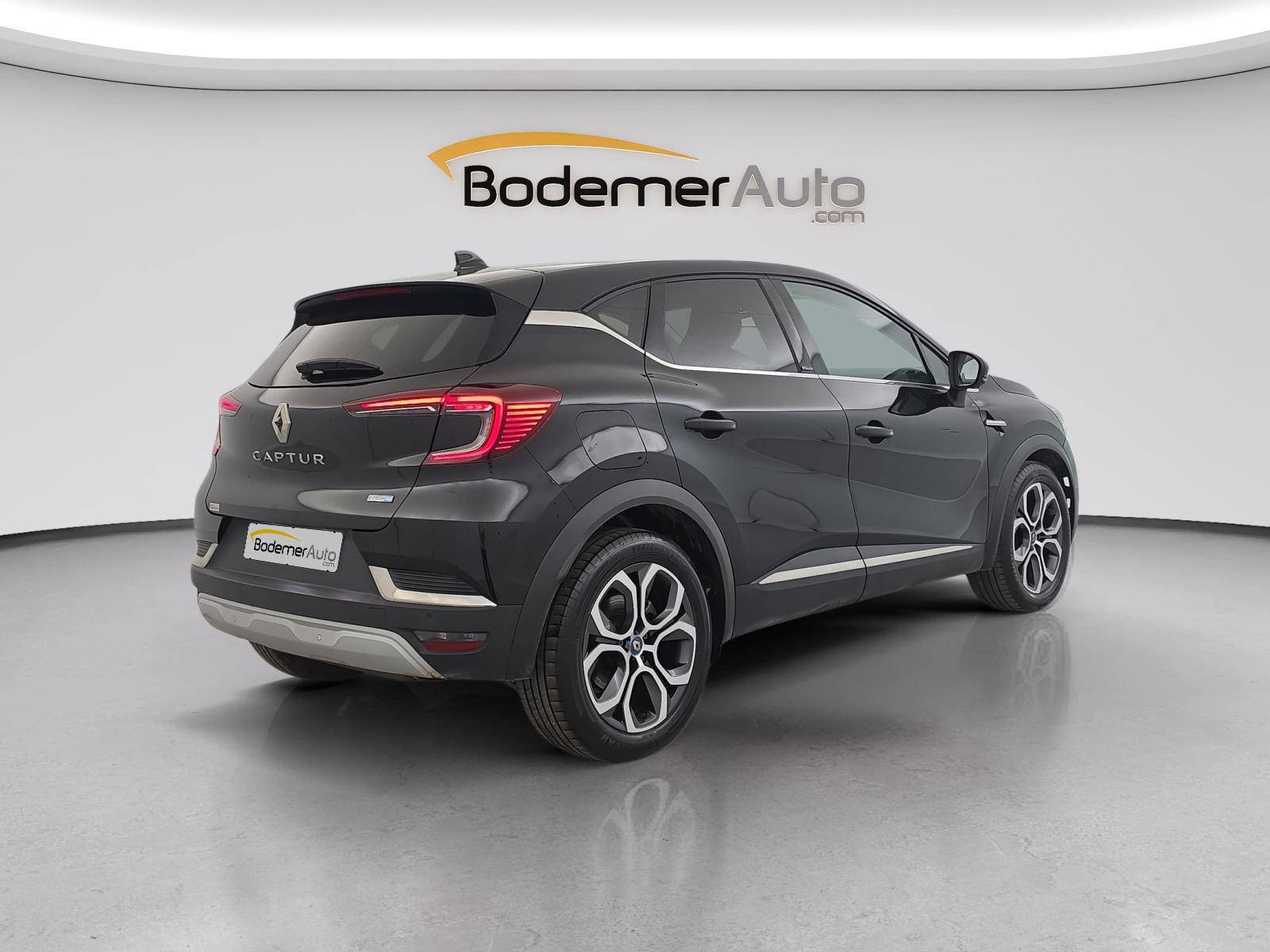 Vente en ligne Renault Captur  E-Tech Plug-in 160 au prix de 16 990 €