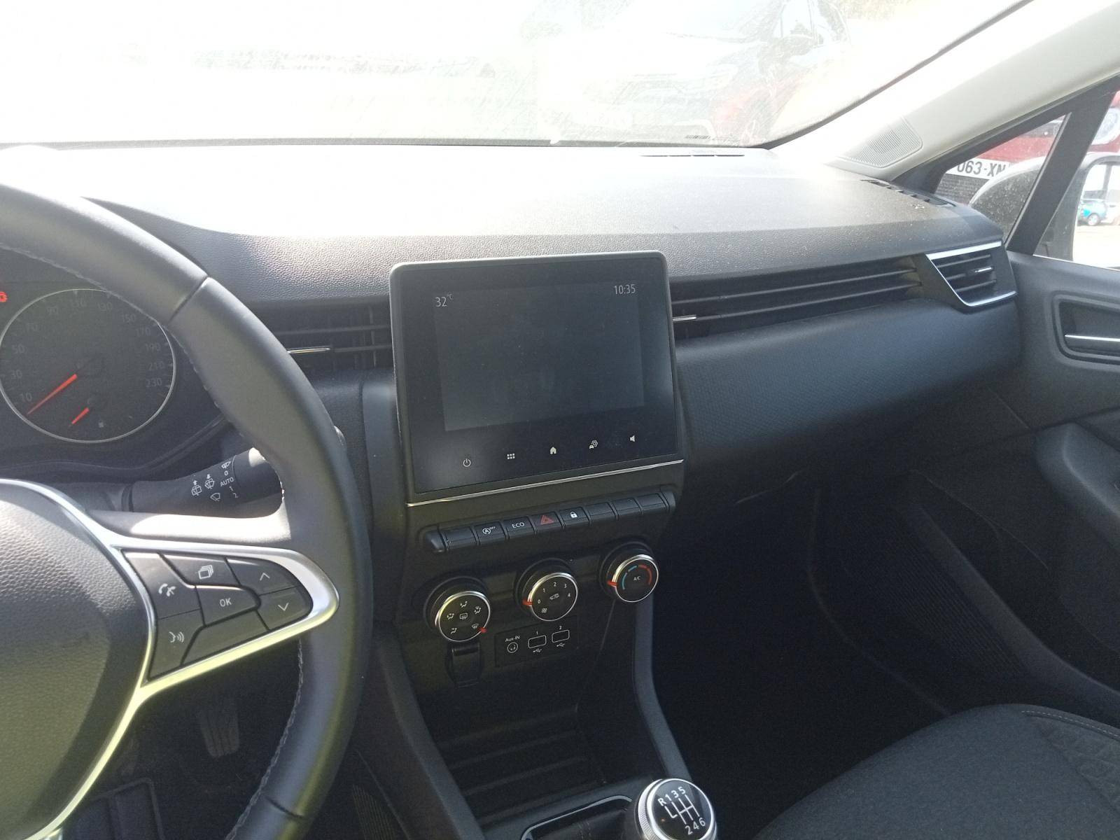 Vente en ligne Renault Clio 5 Clio TCe 90 au prix de 13 490 €