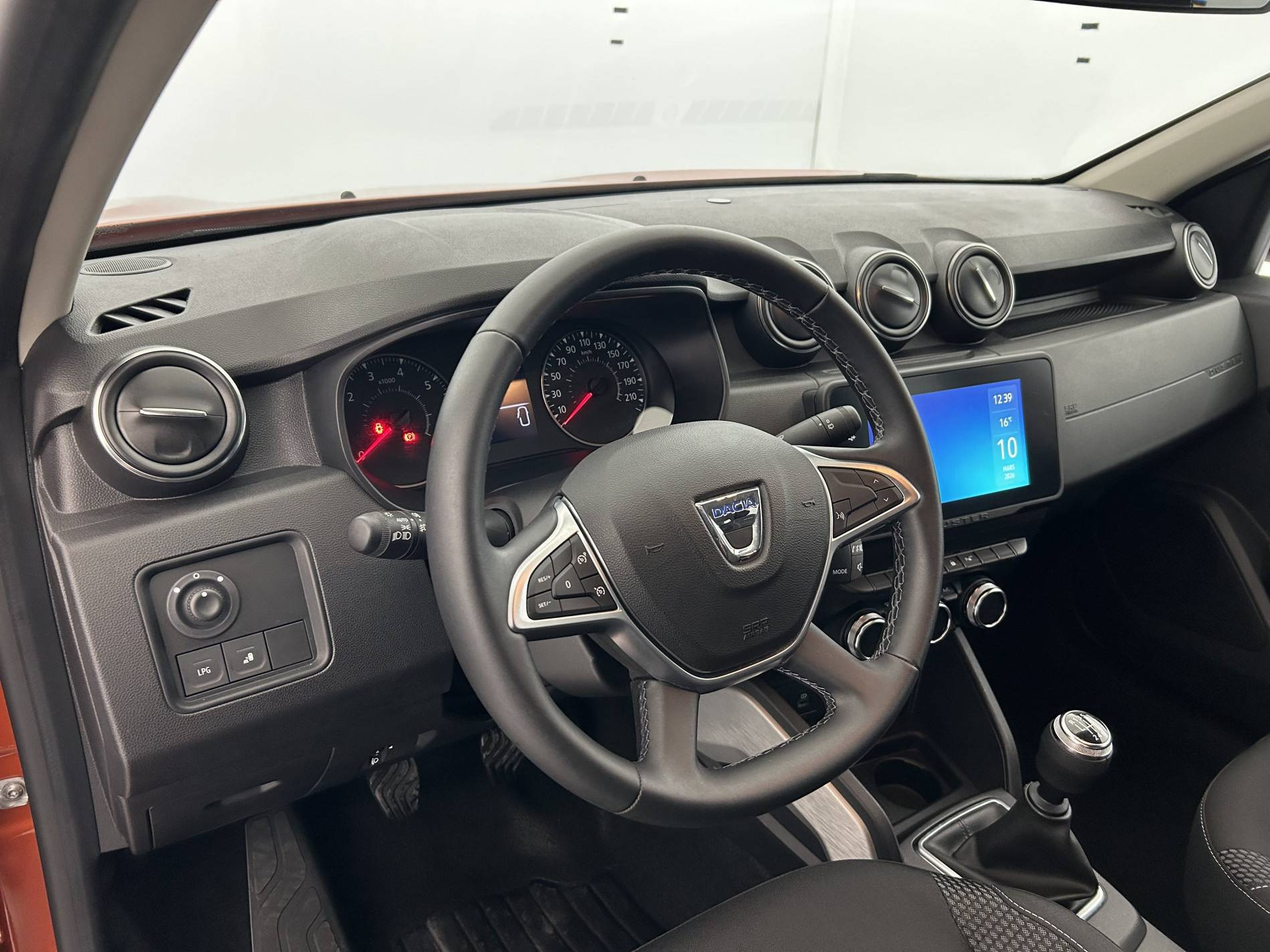 Vente en ligne Dacia Duster  ECO-G 100 4x2 au prix de 17 990 €