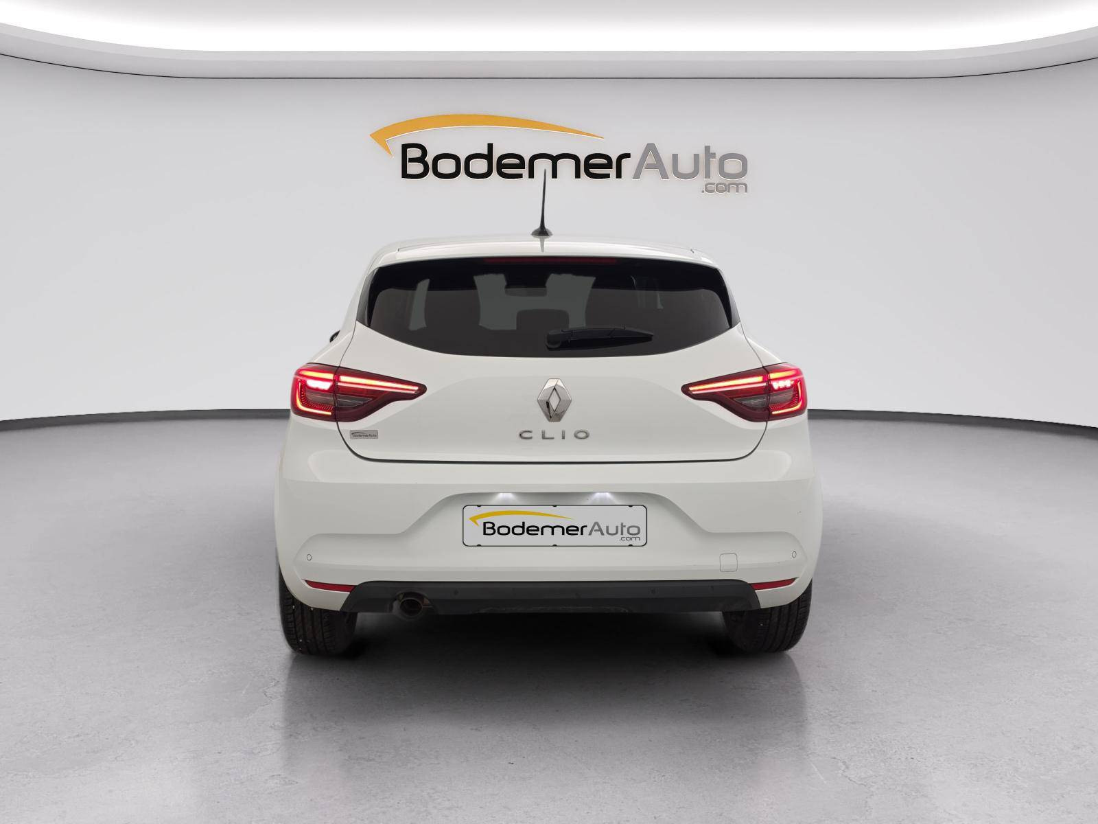Vente en ligne Renault Clio 5 Clio TCe 90 au prix de 13 890 €