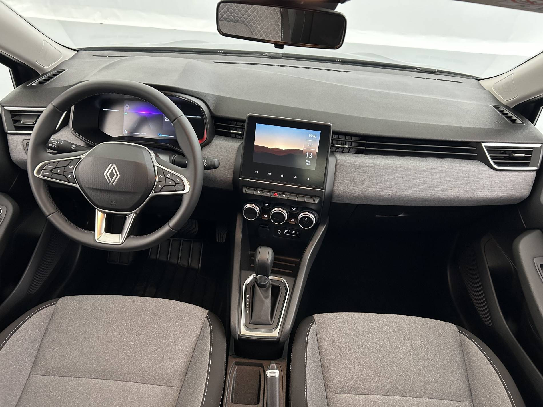 Vente en ligne Renault Clio 5 Clio E-Tech full hybrid 145 ch GSR2 au prix de 19 990 €