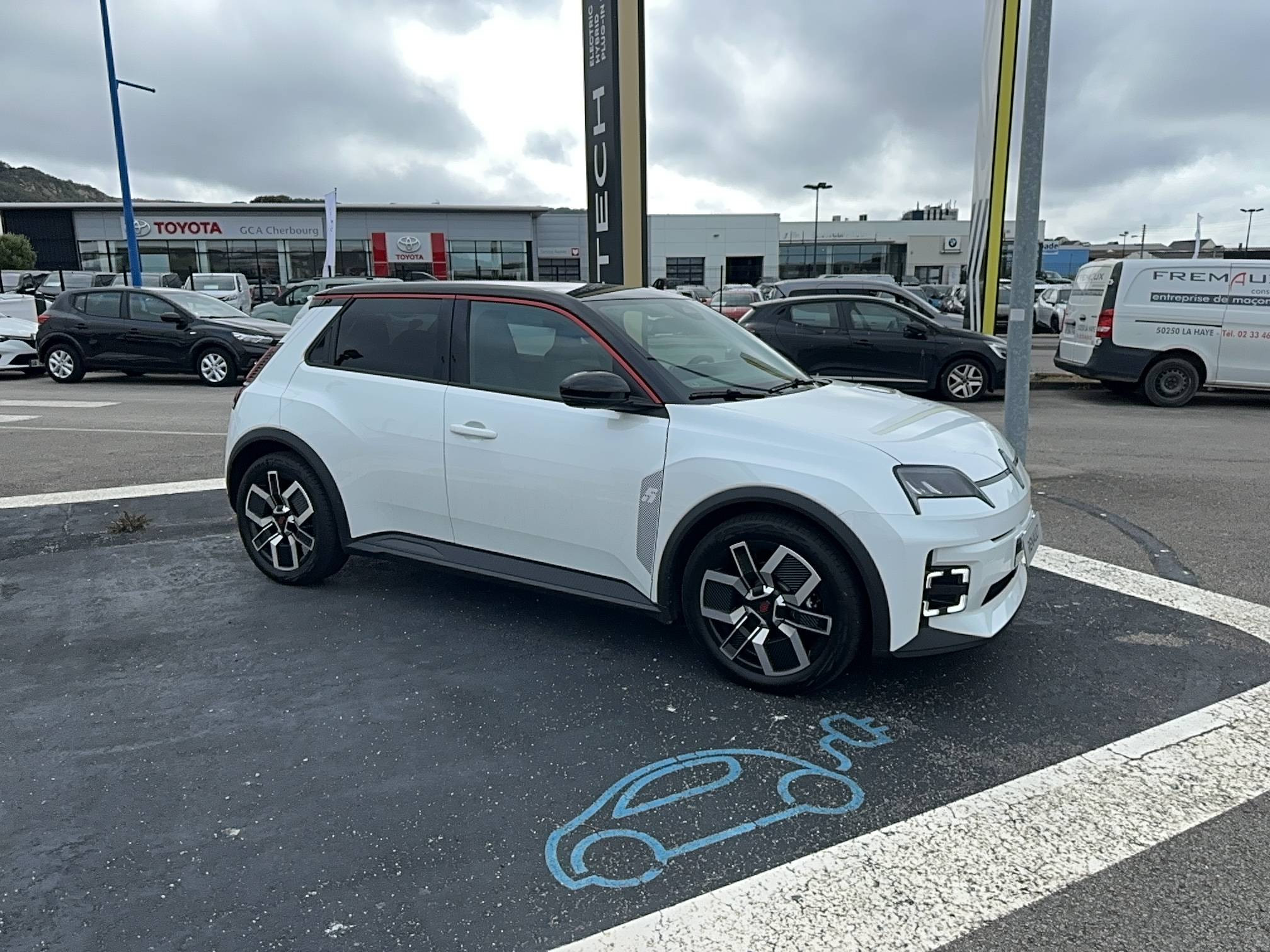 Vente en ligne Renault R5 E-Tech  150 ch autonomie confort au prix de 32 900 €