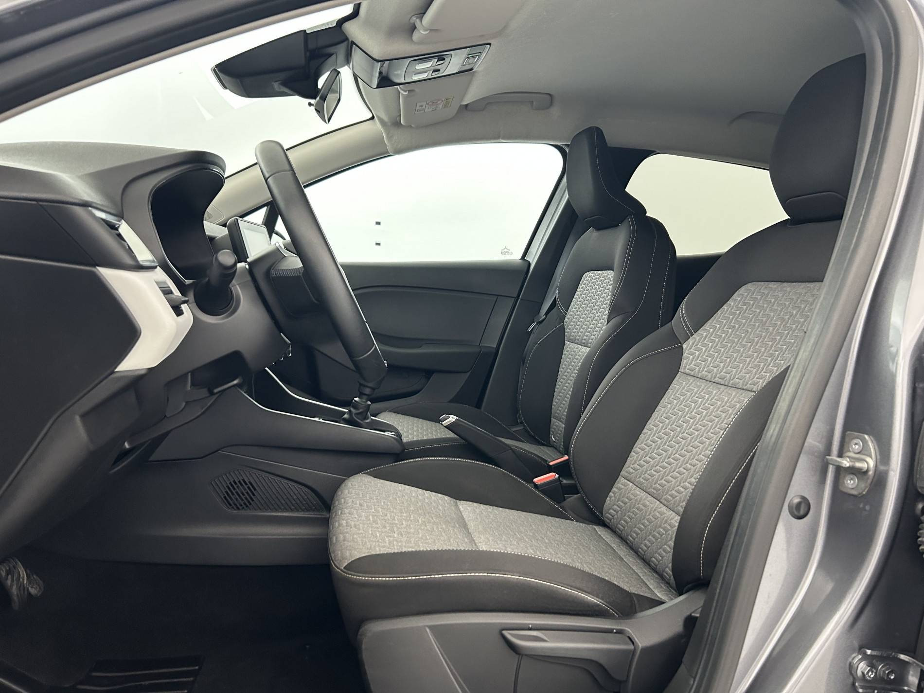 Vente en ligne Renault Clio 5 Clio TCe 90 au prix de 13 690 €