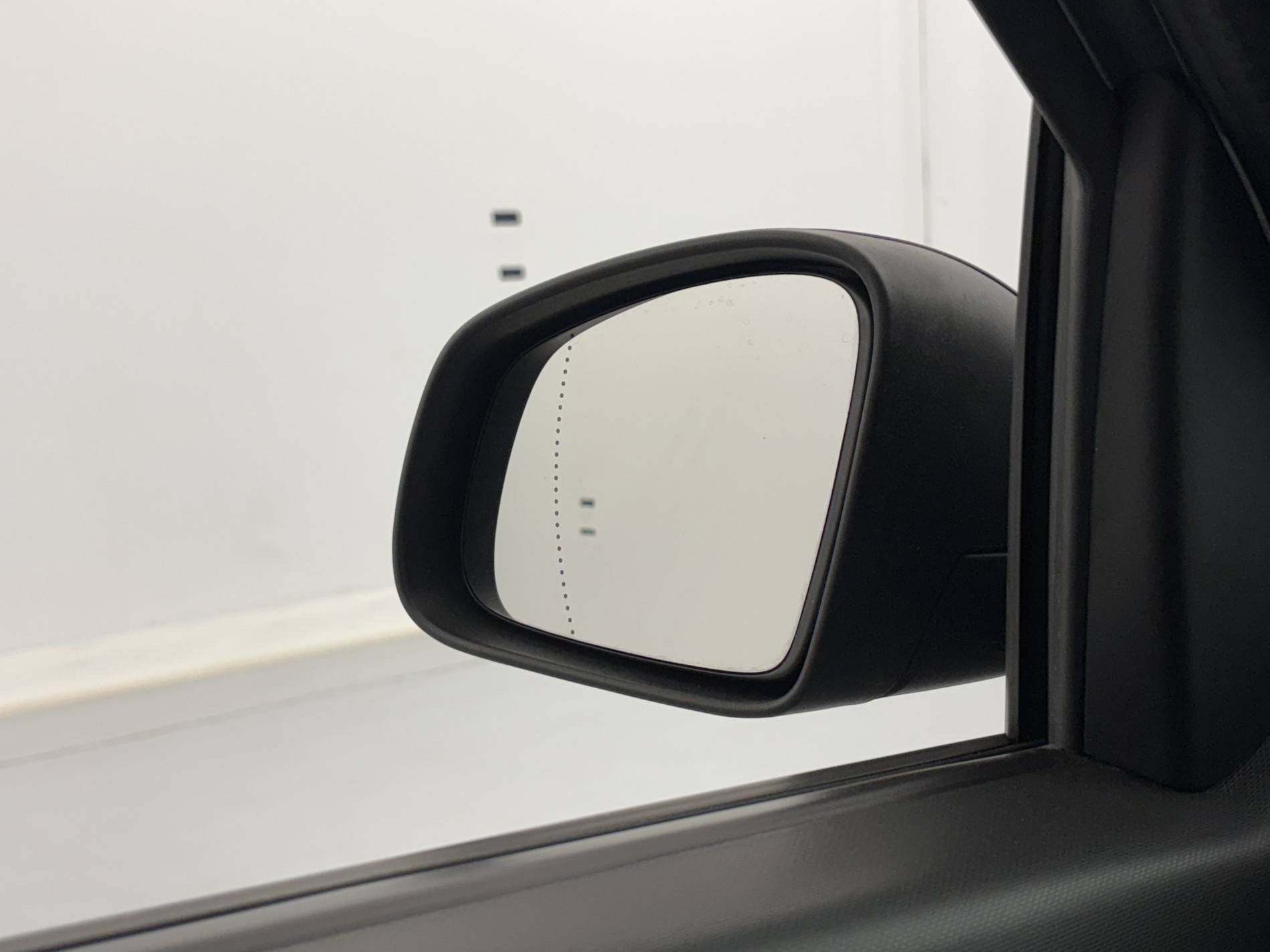 Vente en ligne Renault Twingo 3  TCe 95 au prix de 11 990 €