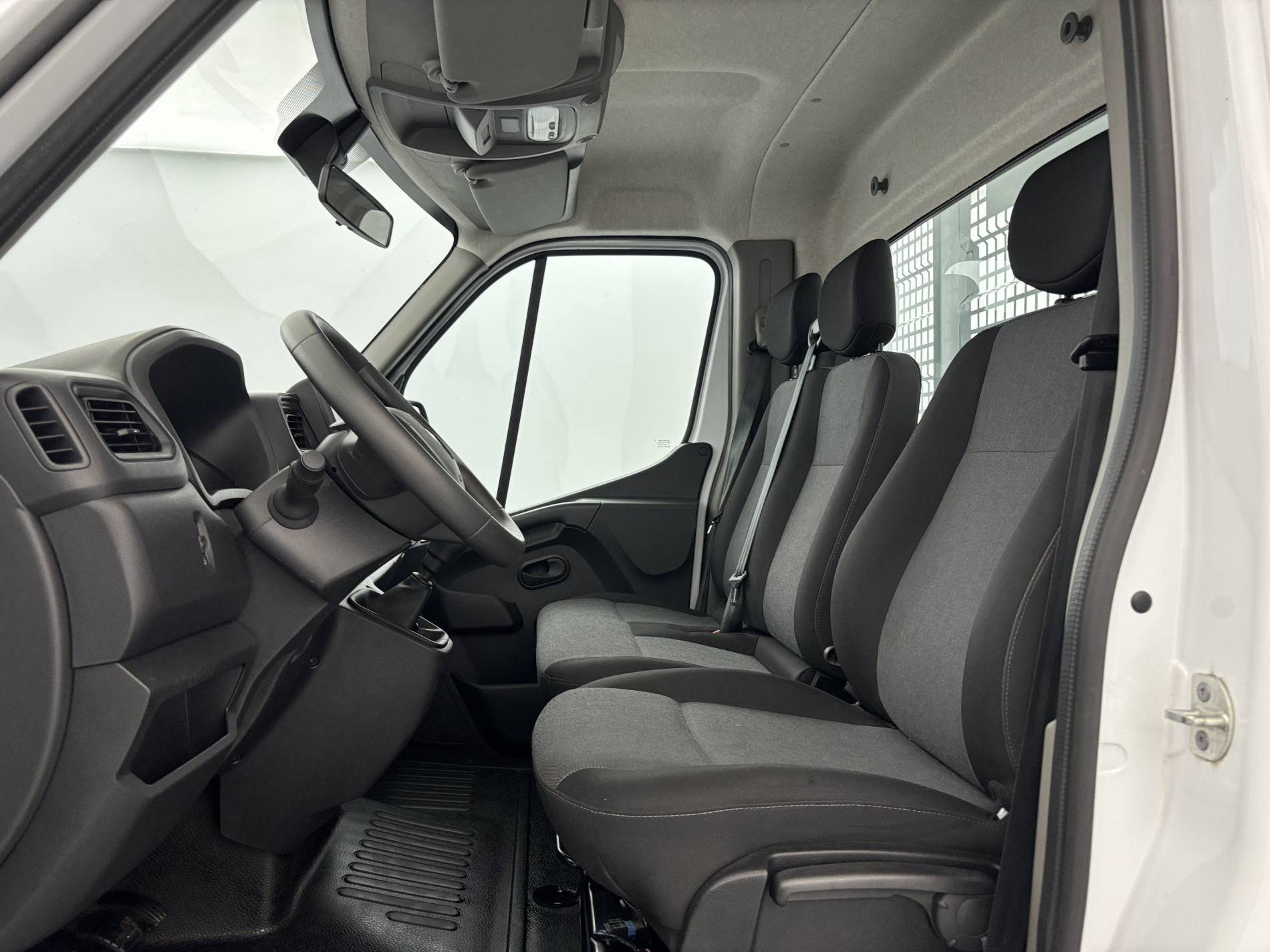 Vente en ligne Renault Master 3 Châssis Cabine MASTER CC PROP RJ3500 L2 PAFC BLUE DCI 130 EURO VI au prix de 32 400 €
