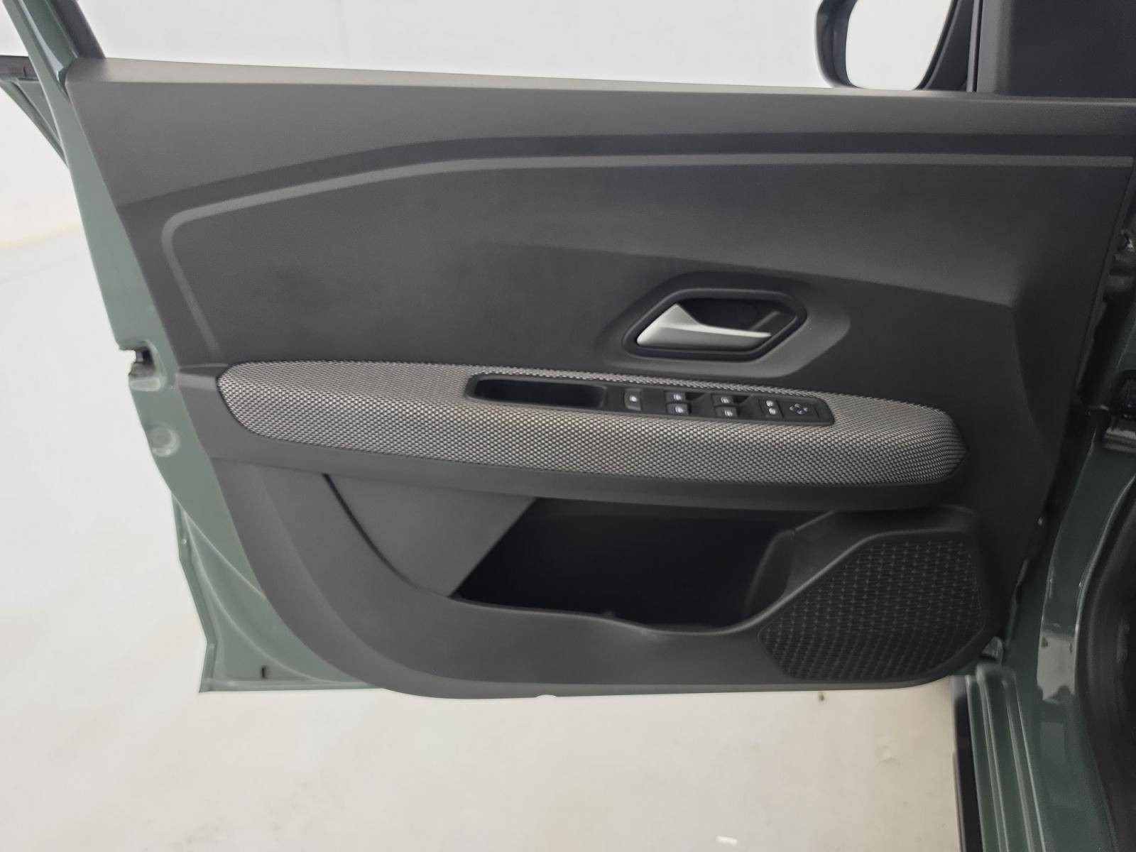 Vente en ligne Dacia Sandero  ECO-G 100 au prix de 14 990 €