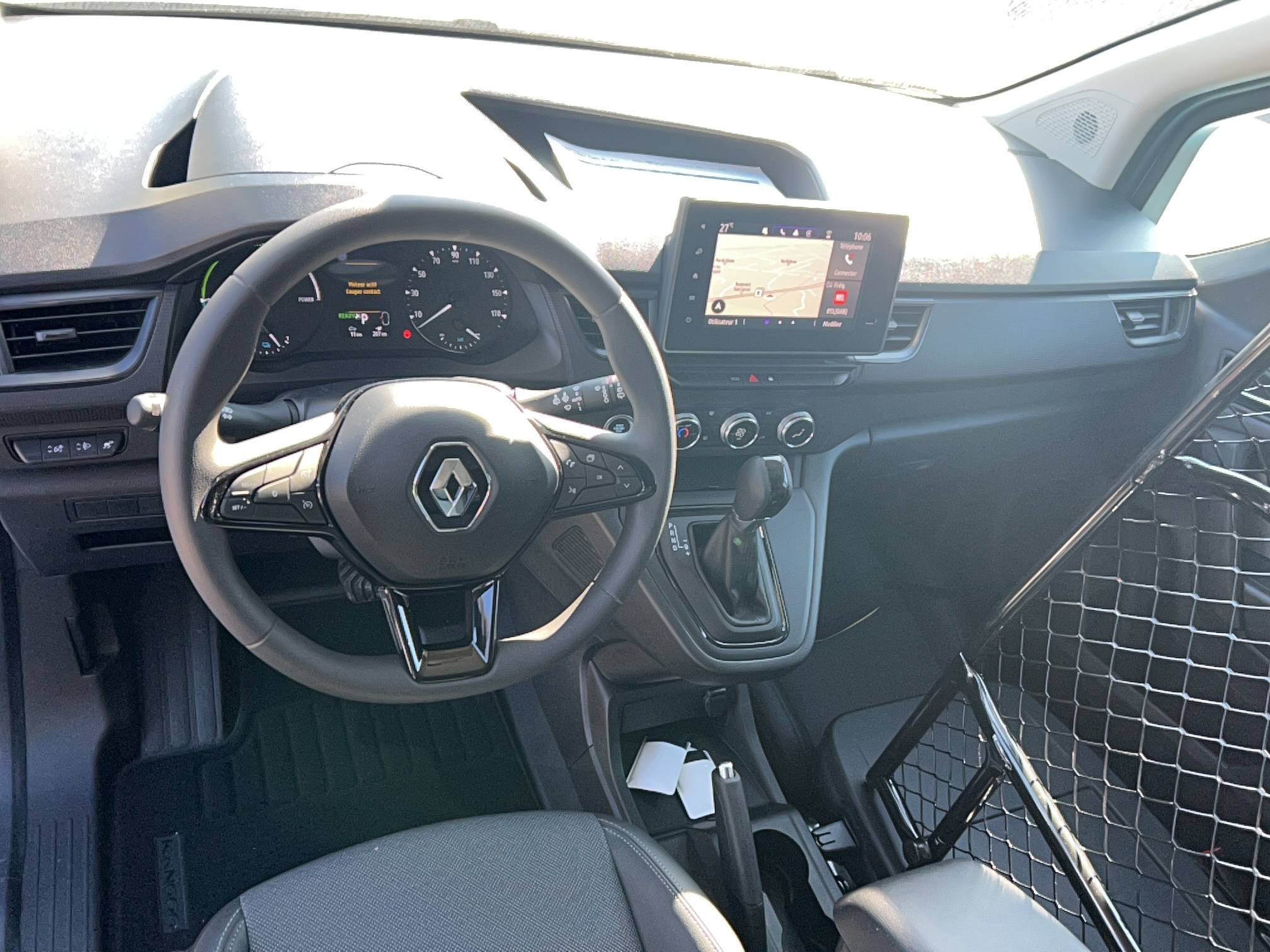 Vente en ligne Renault Kangoo Van E-Tech  FG SESAME L1 AC22/DC80 GSR2 au prix de 28 200 €