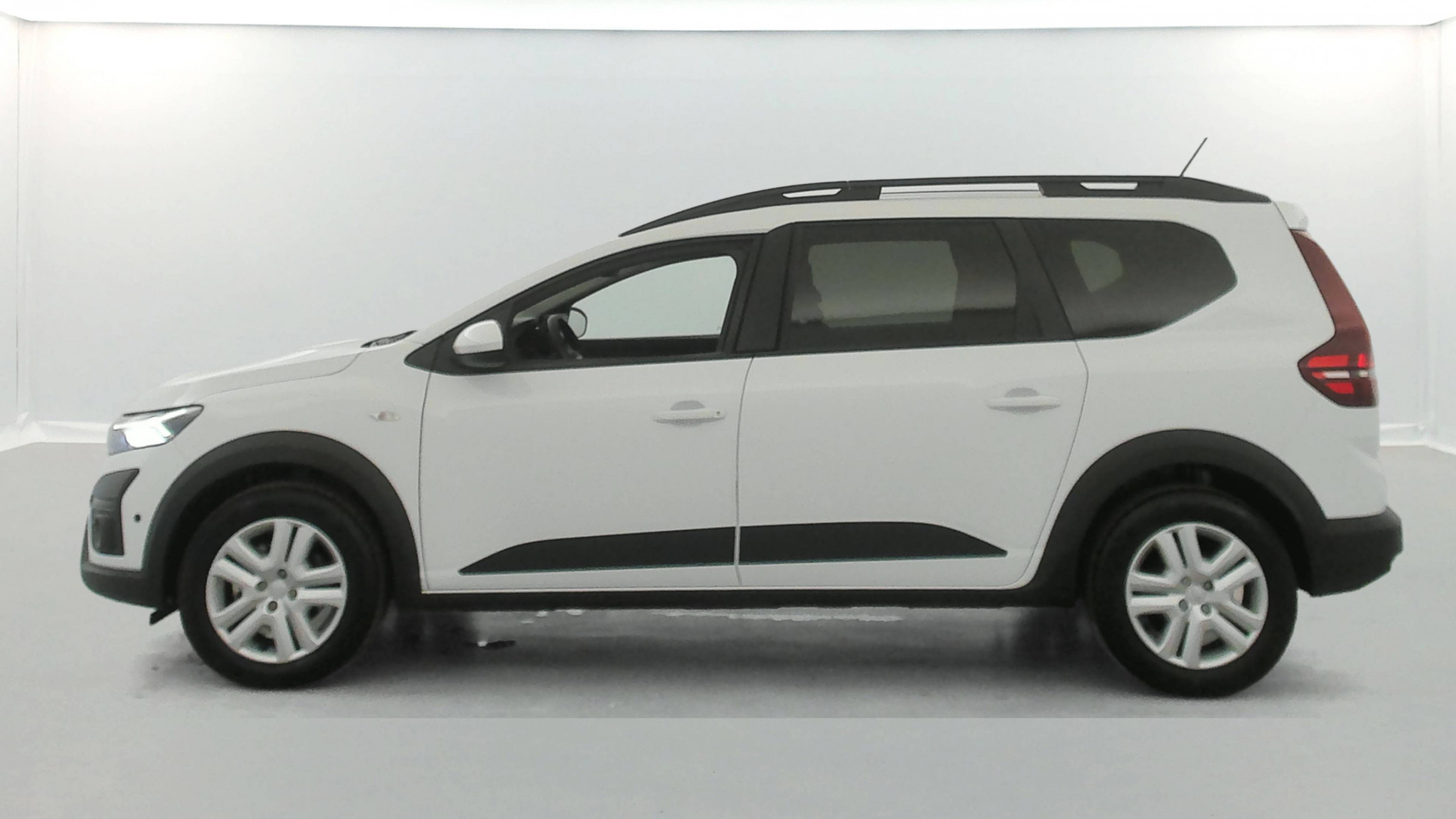 Vente en ligne Dacia Jogger  Hybrid 140 5 places au prix de 20 990 €