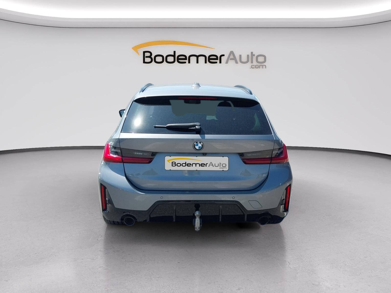 Vente en ligne Bmw Série 3 Touring Touring 318d 150 ch BVA8 au prix de 26 990 €