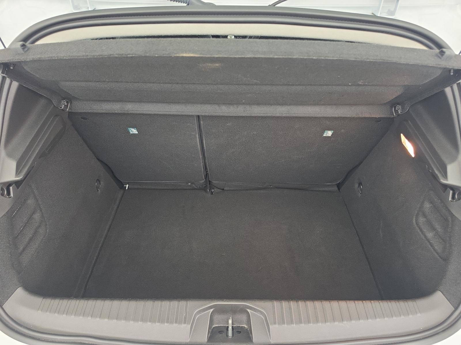 Vente en ligne Renault Clio 5 Clio Blue dCi 100 ch GSR2 au prix de 17 990 €