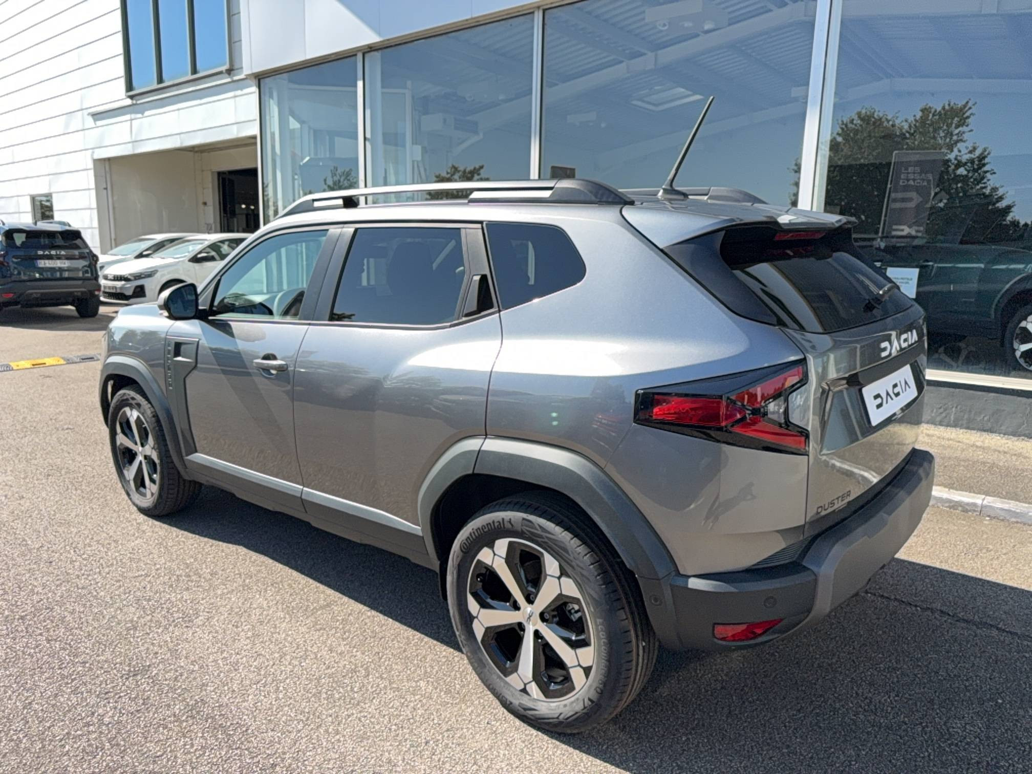 Vente en ligne Dacia Duster  Hybrid 155 au prix de 29 890 €