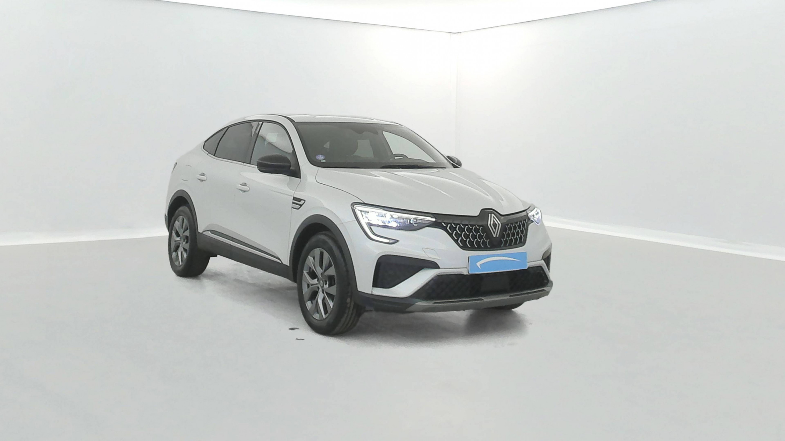 Vente en ligne Renault Arkana  E-Tech full hybrid 145 GSR2 au prix de 23 290 €